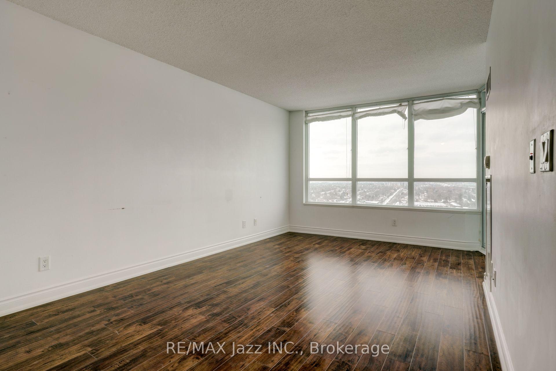 Photo 8 of Unit 1908, 15 Greenview Avenue, North York, Newtonbrook West — HOMEH