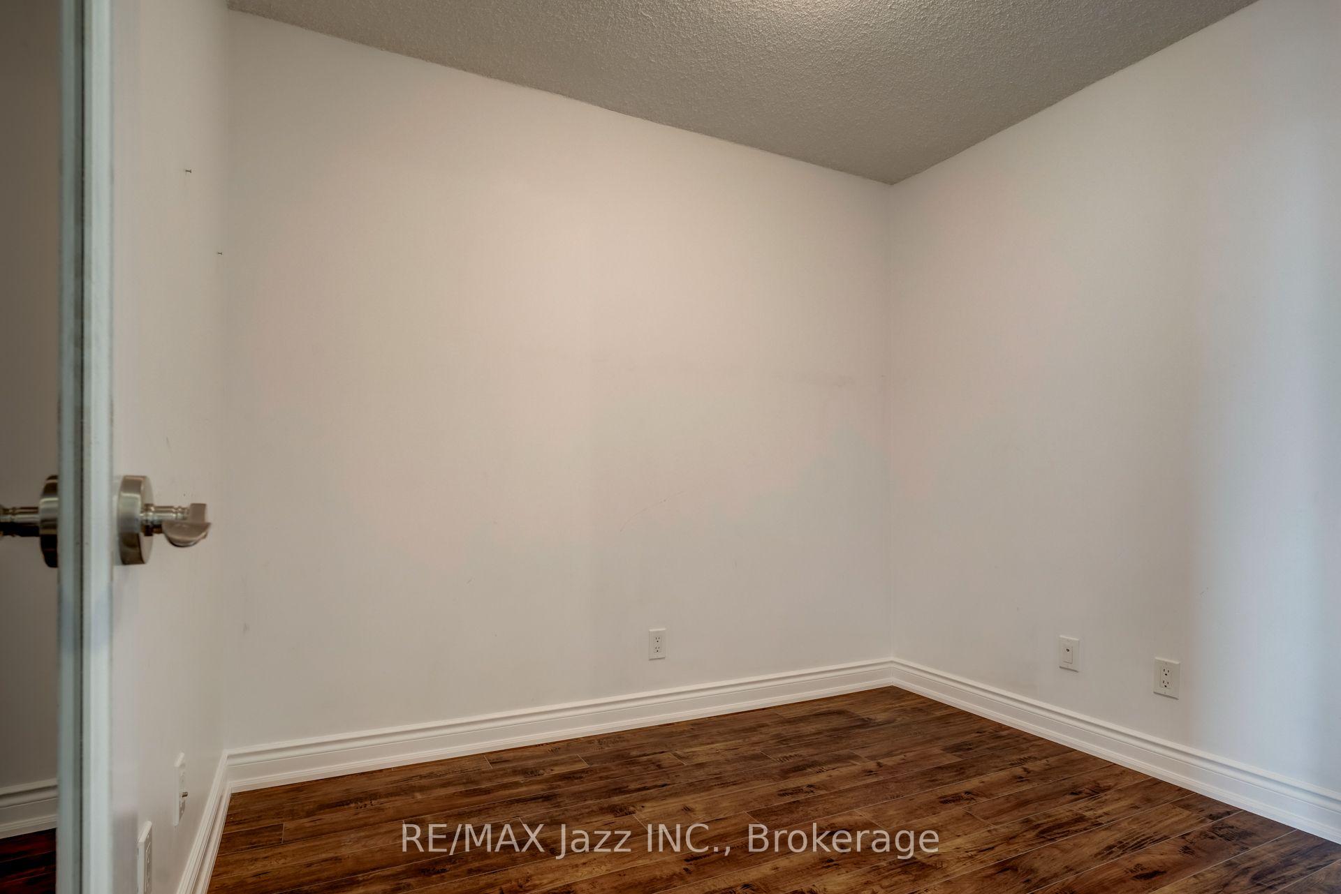 Photo 19 of Unit 1908, 15 Greenview Avenue, North York, Newtonbrook West — HOMEH