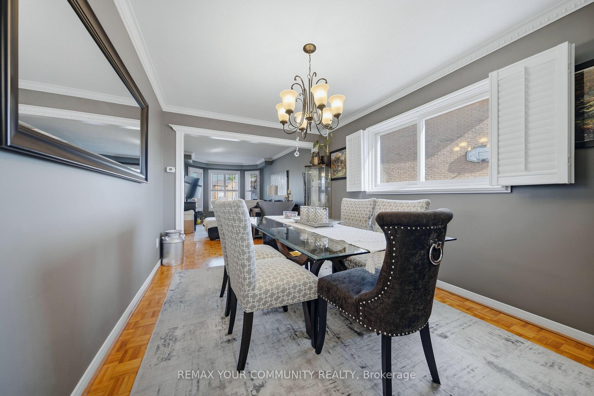 Photo 11 of 44 Candy Crescent W, Brampton, Northwood Park — HOMEH