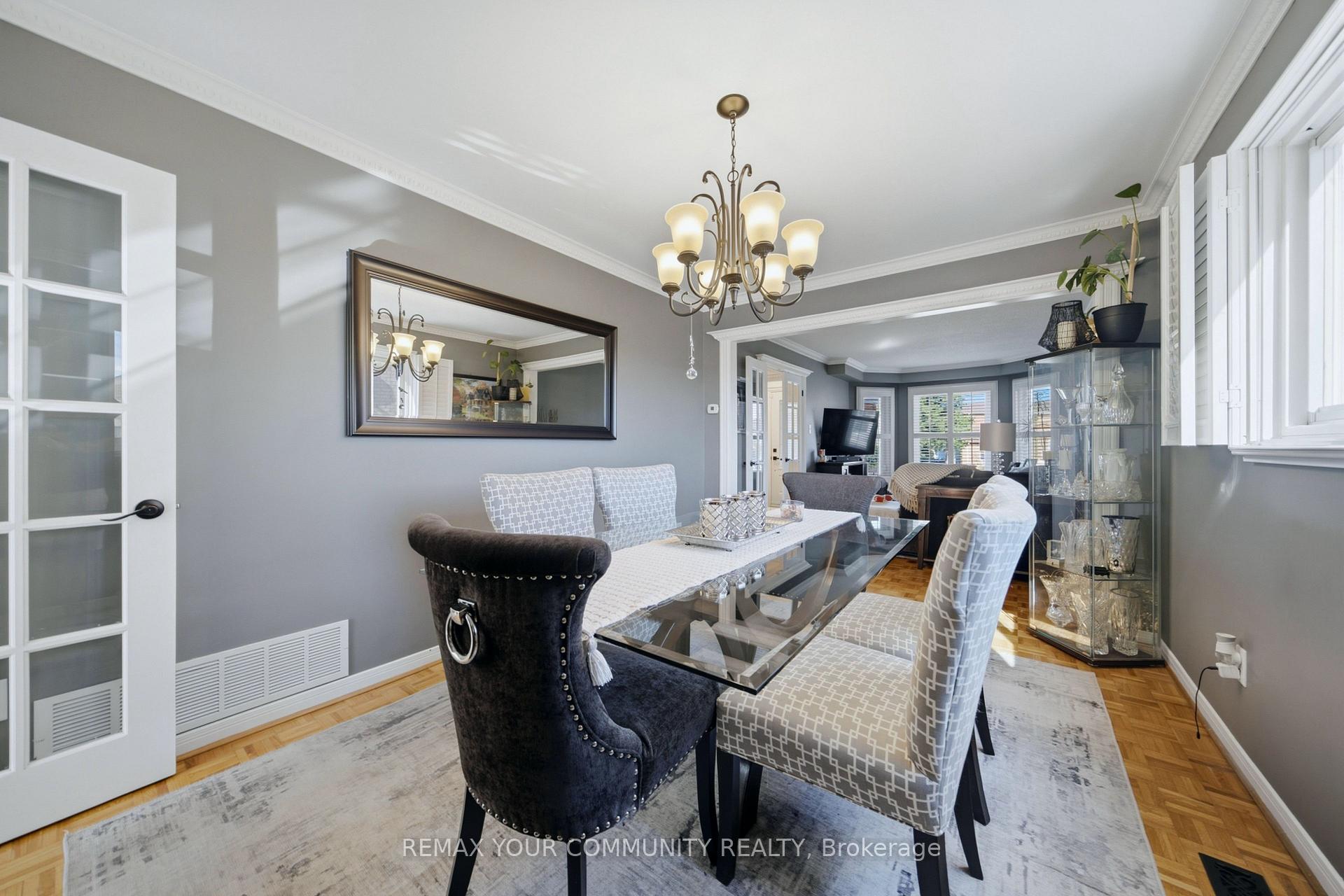 Photo 13 of 44 Candy Crescent W, Brampton, Northwood Park — HOMEH