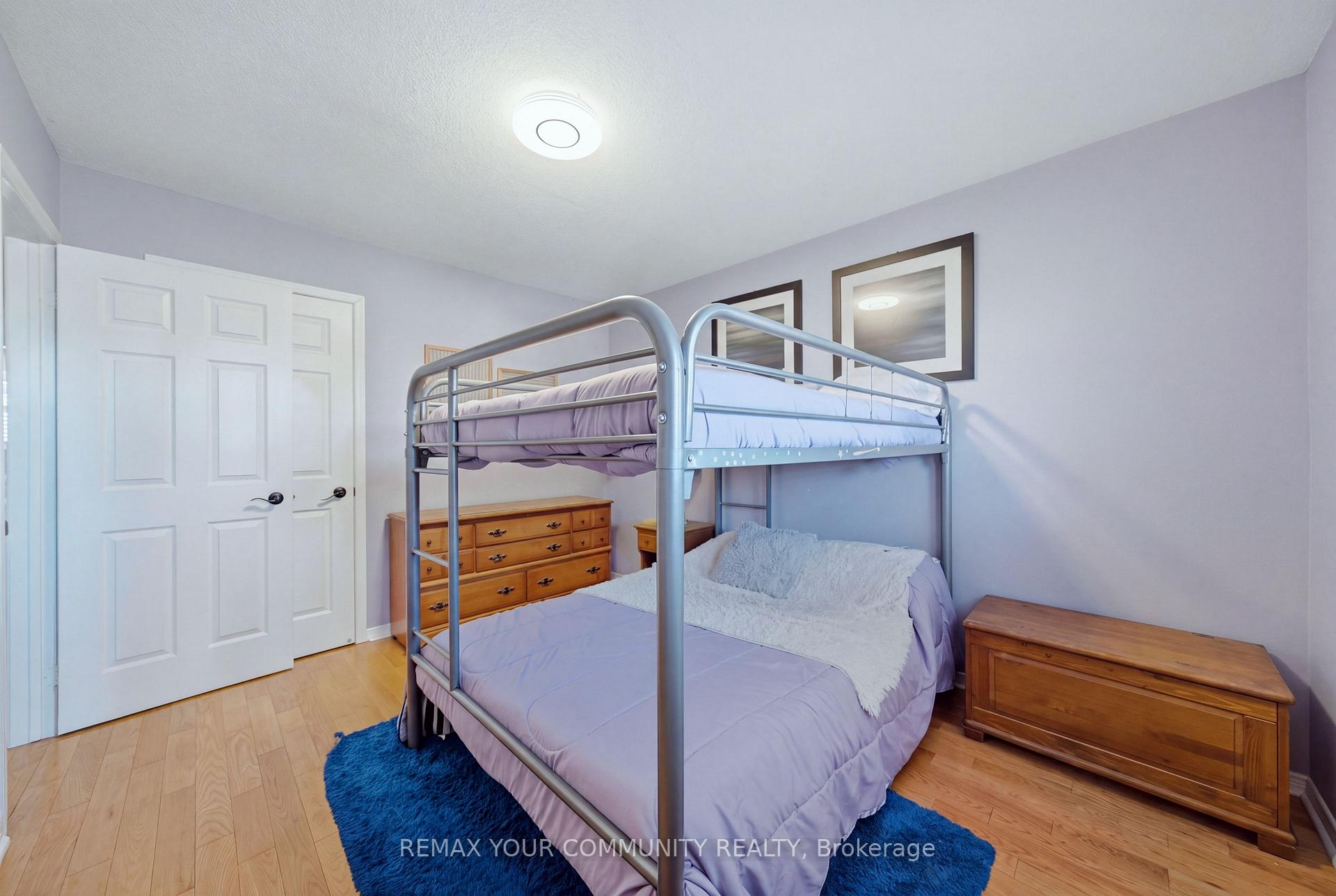 Photo 18 of 44 Candy Crescent W, Brampton, Northwood Park — HOMEH