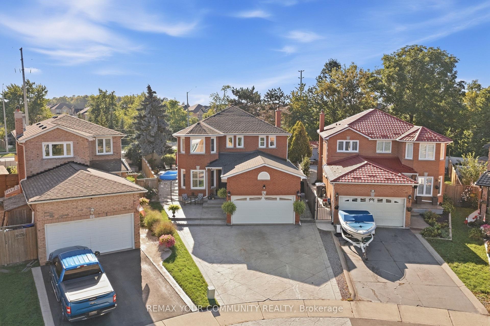Photo 47 of 44 Candy Crescent W, Brampton, Northwood Park — HOMEH