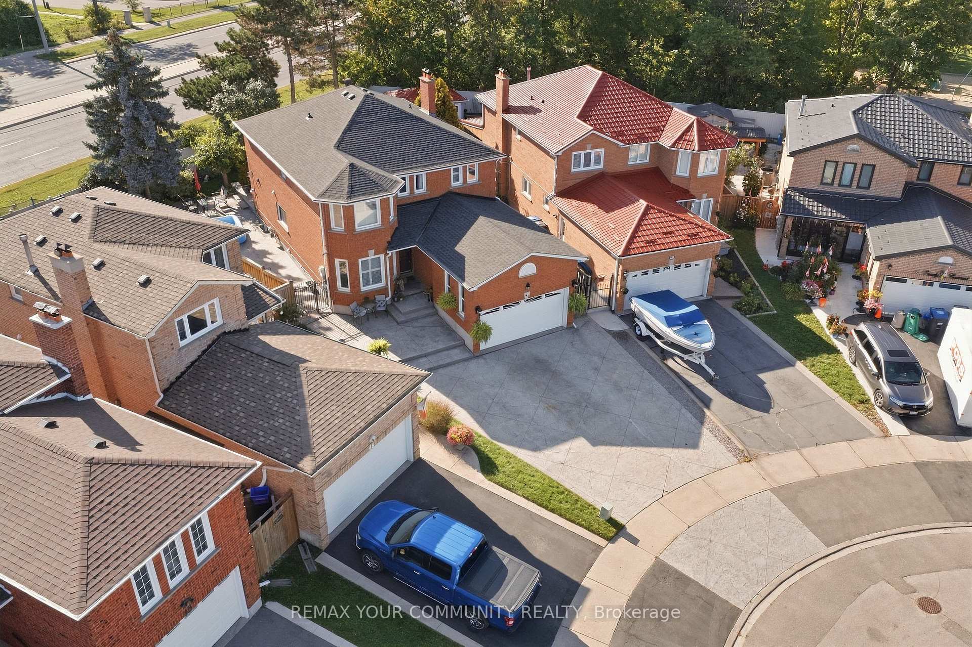 Photo 48 of 44 Candy Crescent W, Brampton, Northwood Park — HOMEH