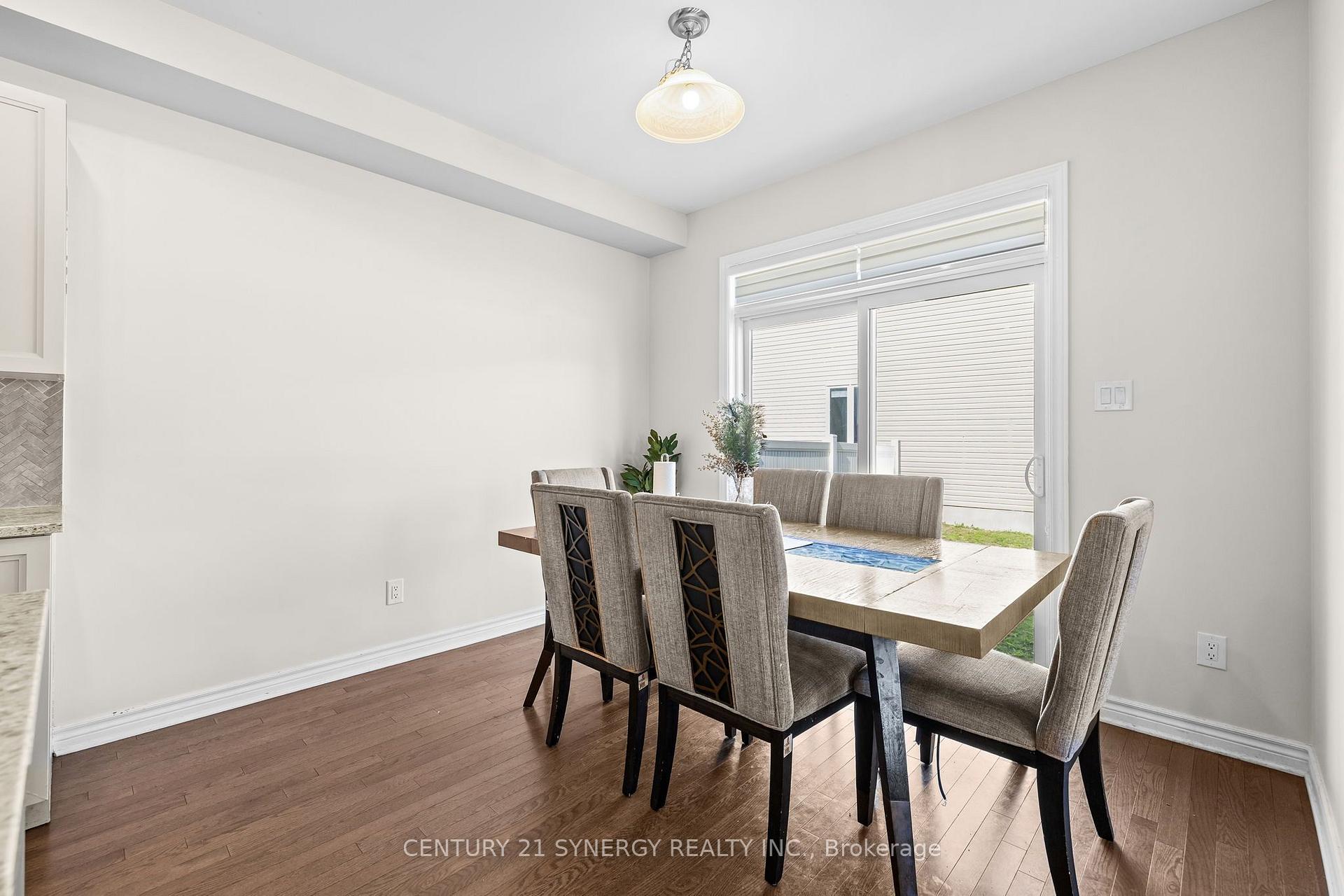 Photo 12 of 54 Eramosa Crescent, Ottawa, Kanata - Kanata Lakes/Heritage Hills — HOMEH