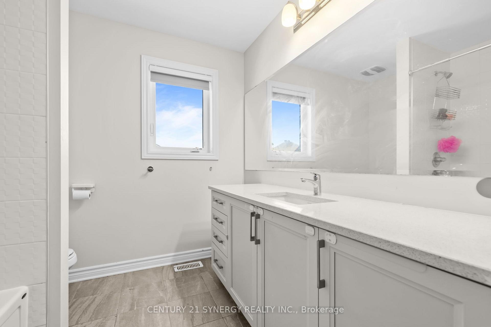 Photo 19 of 54 Eramosa Crescent, Ottawa, Kanata - Kanata Lakes/Heritage Hills — HOMEH
