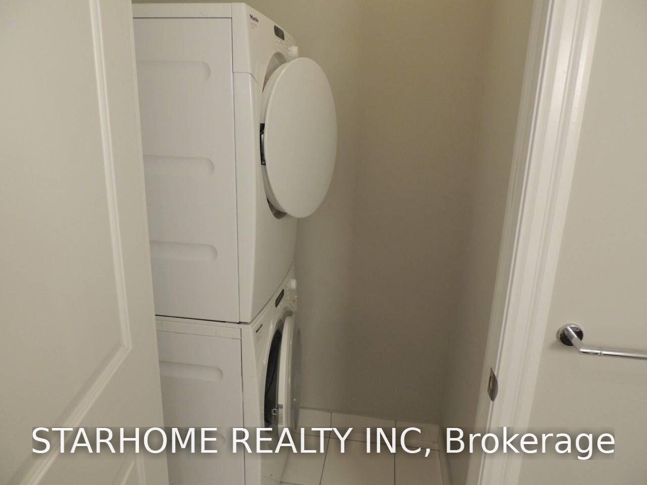 Photo 7 of Unit 4909, 8 The Esplanade, Toronto, Waterfront Communities — HOMEH