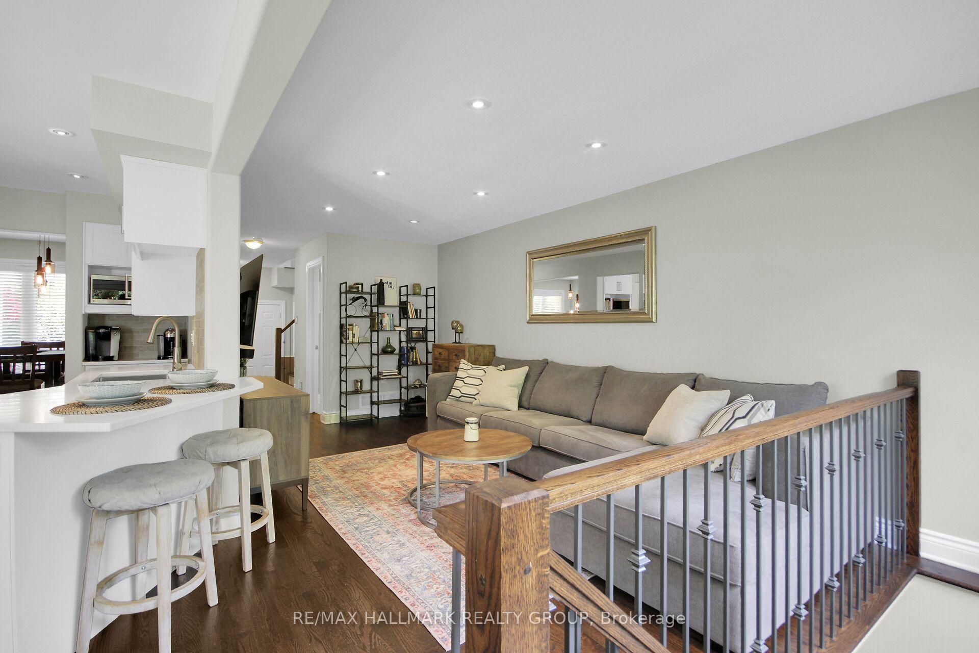 Photo 6 of 174 Talltree Crescent, Ottawa, Stittsville (Central) — HOMEH