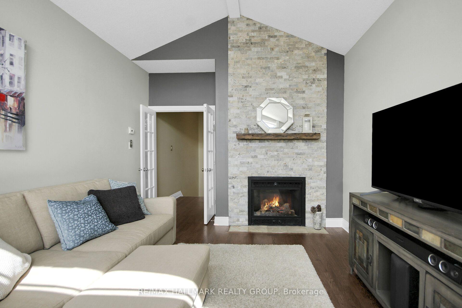 Photo 18 of 174 Talltree Crescent, Ottawa, Stittsville (Central) — HOMEH