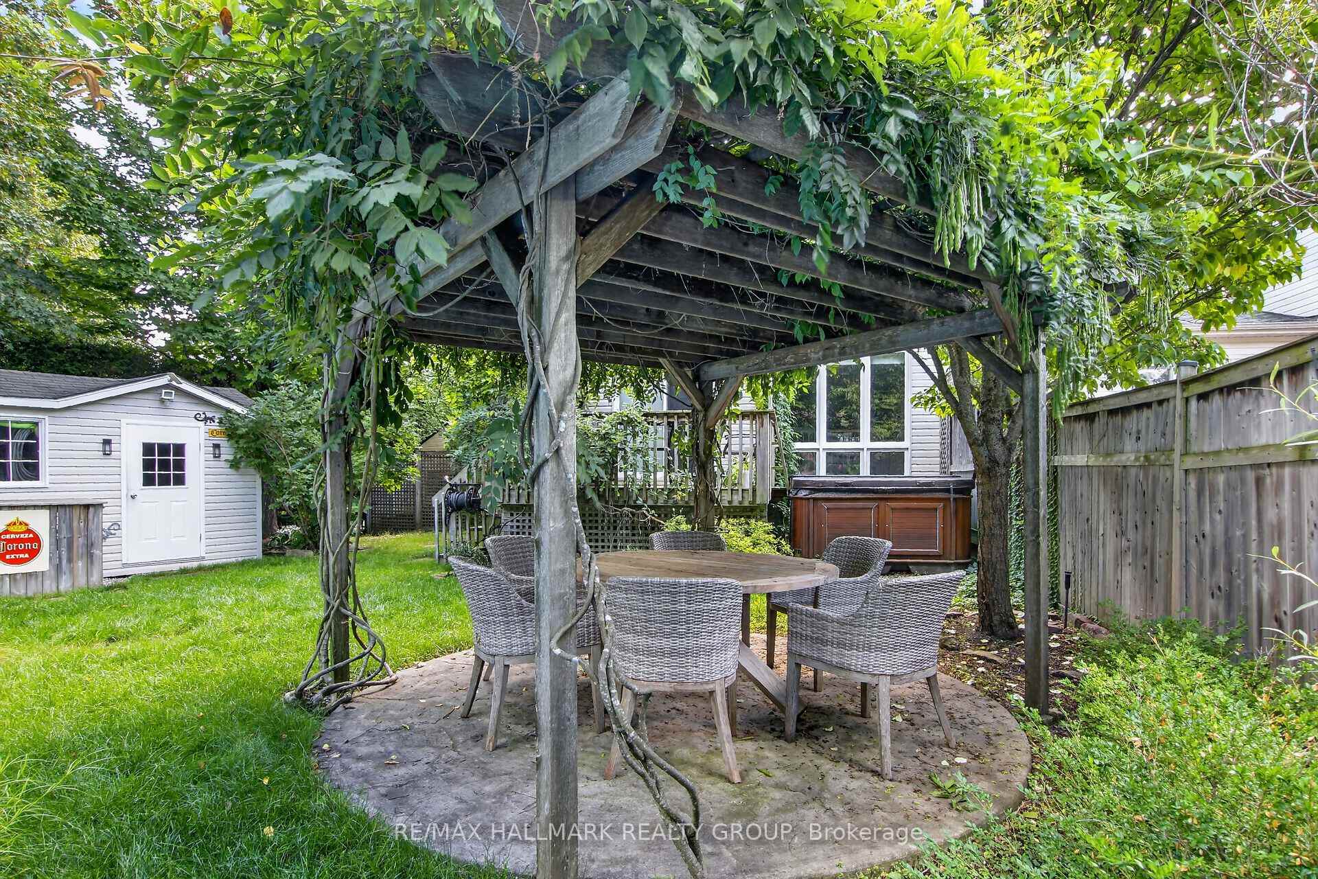 Photo 30 of 174 Talltree Crescent, Ottawa, Stittsville (Central) — HOMEH