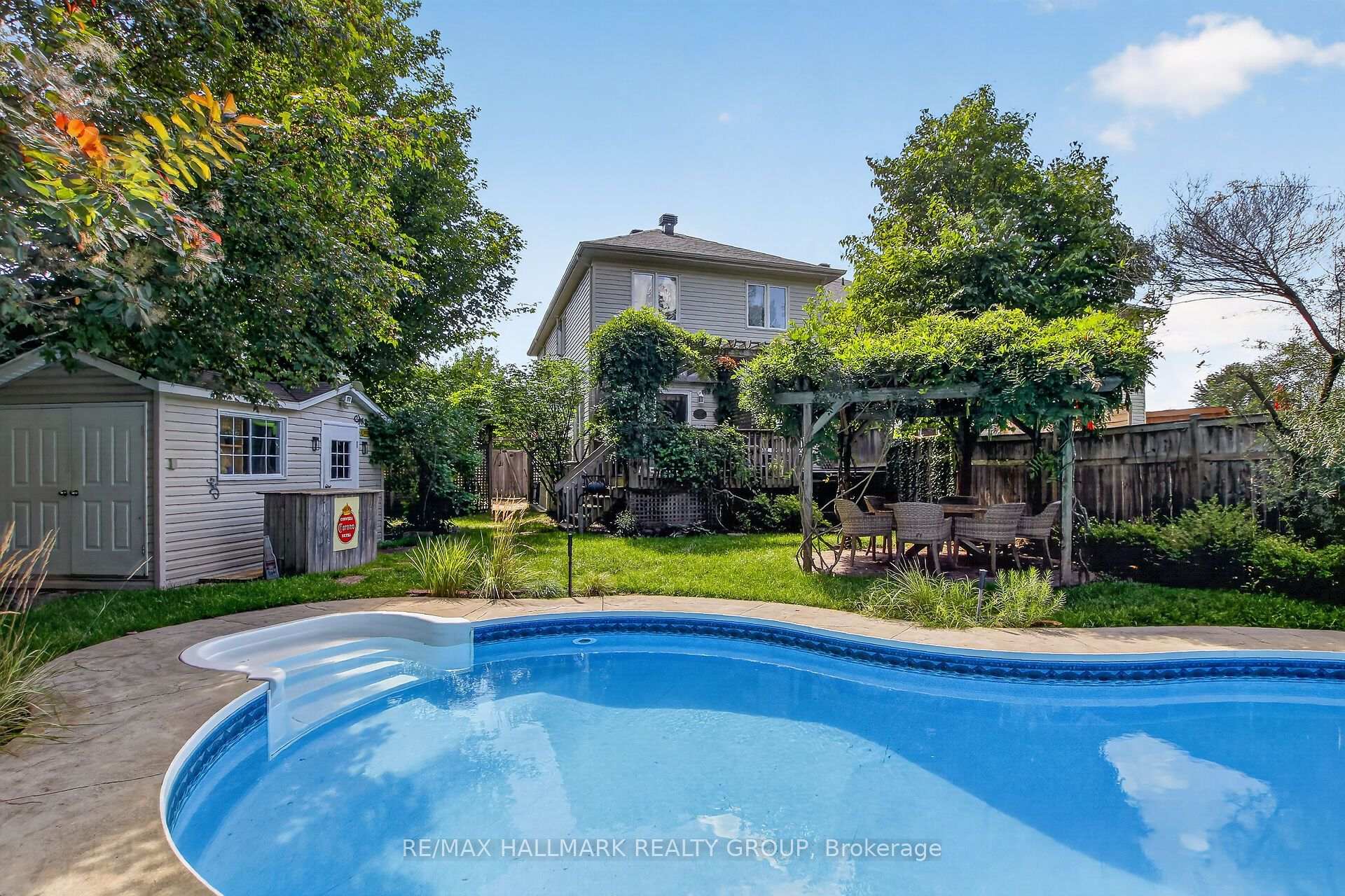 Photo 36 of 174 Talltree Crescent, Ottawa, Stittsville (Central) — HOMEH