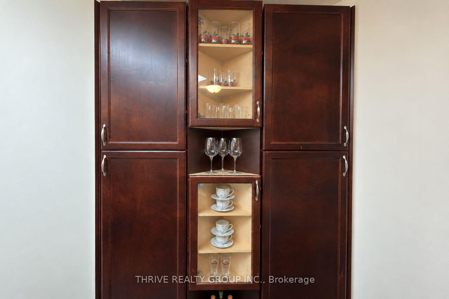 Photo 7 of Unit Upper, 162 Tecumseh Avenue E, London, South F — HOMEH