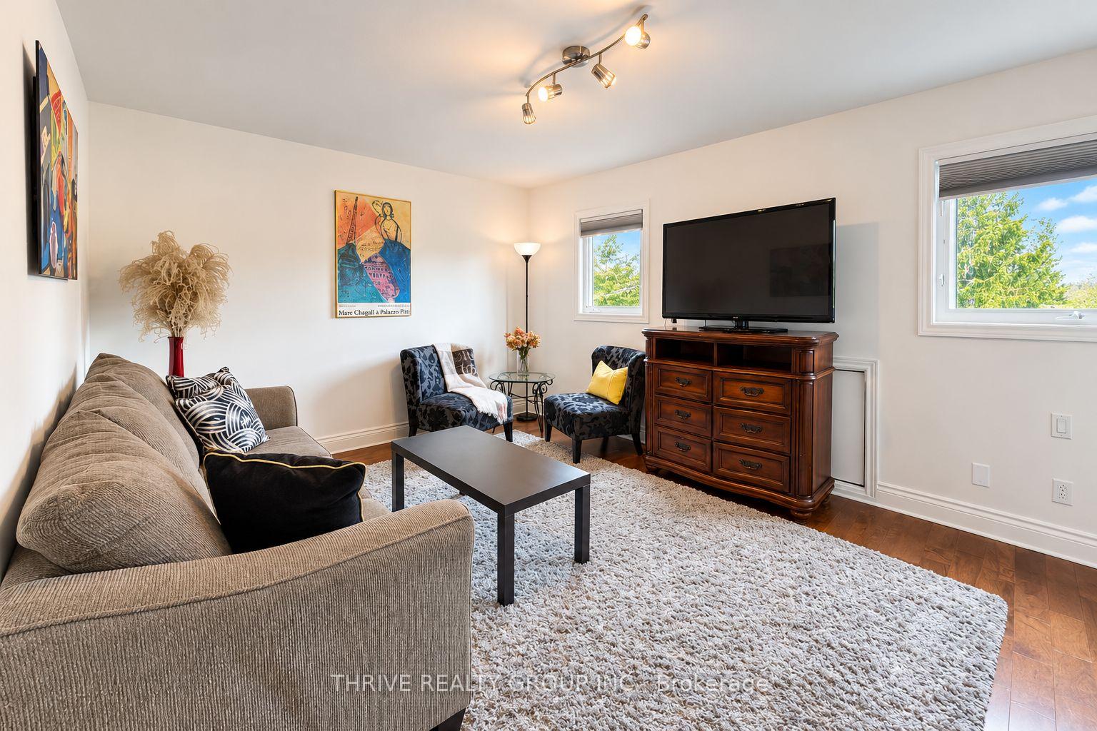 Photo 8 of Unit Upper, 162 Tecumseh Avenue E, London, South F — HOMEH