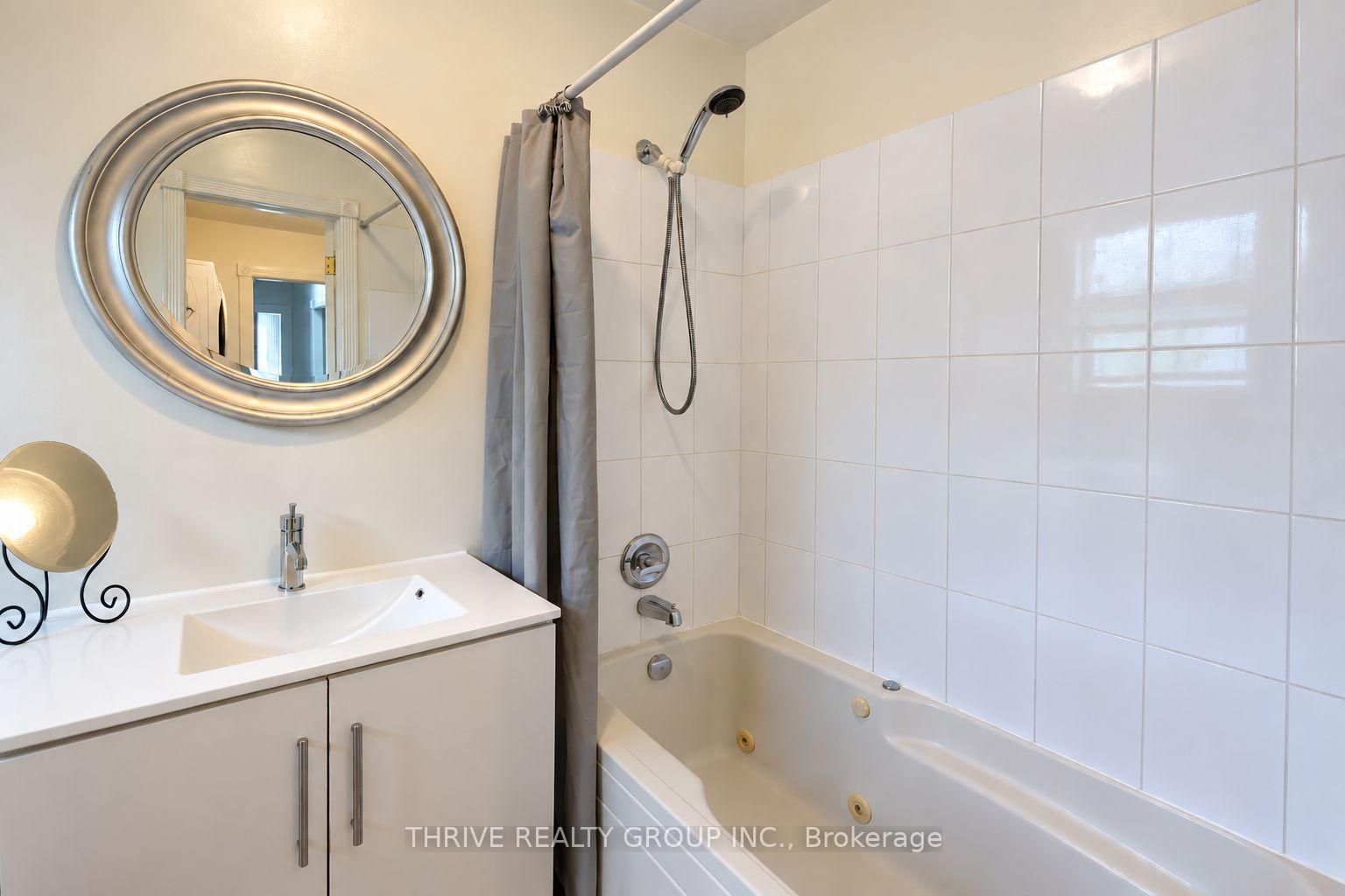 Photo 19 of Unit Upper, 162 Tecumseh Avenue E, London, South F — HOMEH