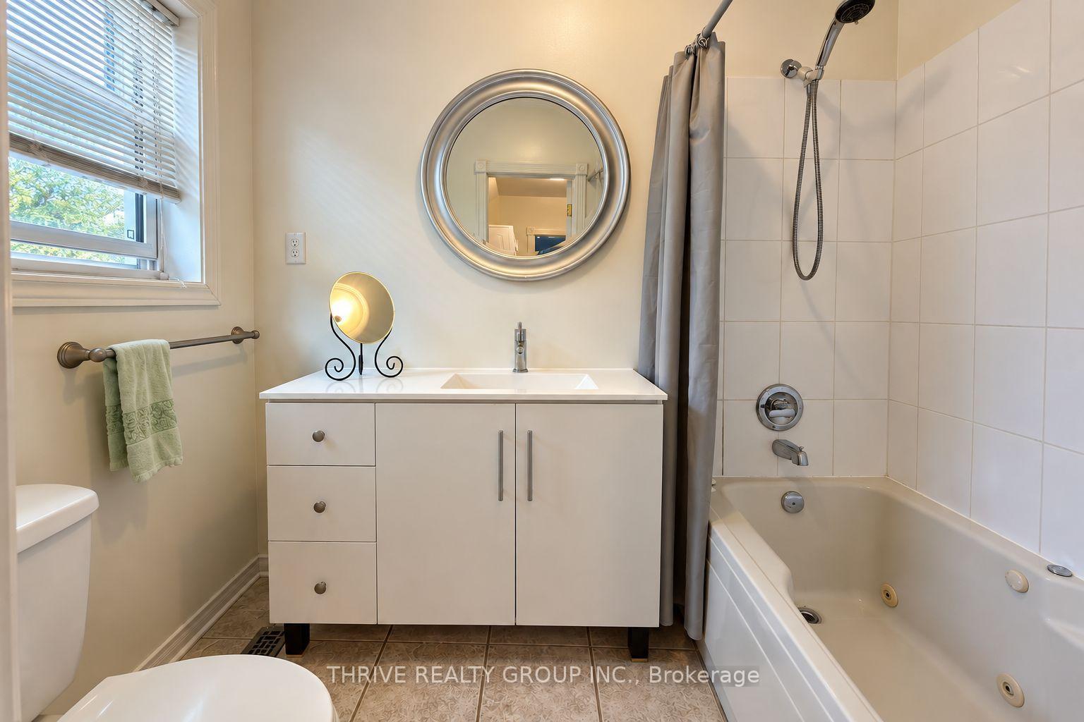 Photo 20 of Unit Upper, 162 Tecumseh Avenue E, London, South F — HOMEH