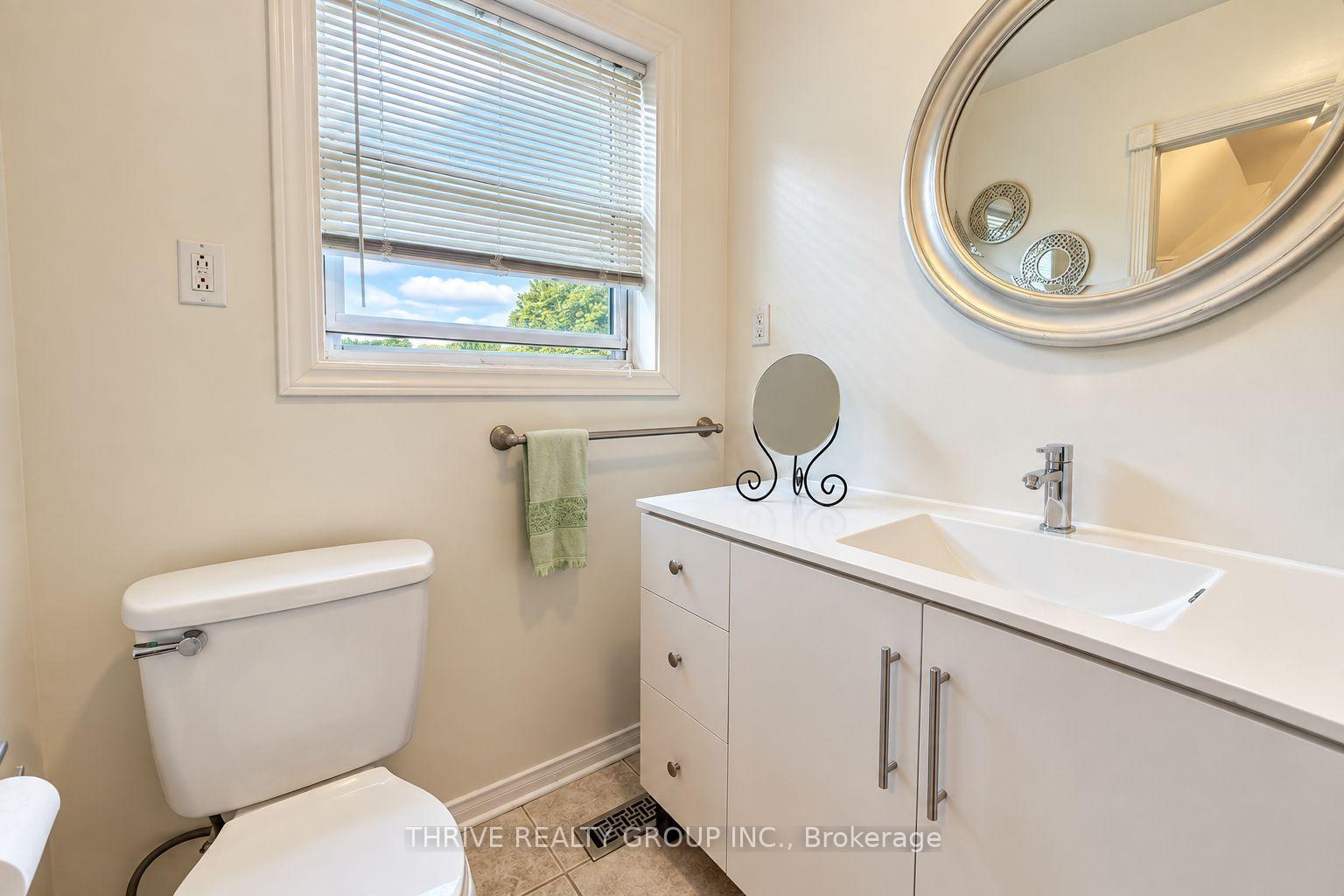 Photo 21 of Unit Upper, 162 Tecumseh Avenue E, London, South F — HOMEH
