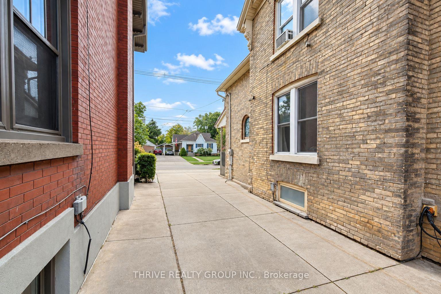 Photo 22 of Unit Upper, 162 Tecumseh Avenue E, London, South F — HOMEH