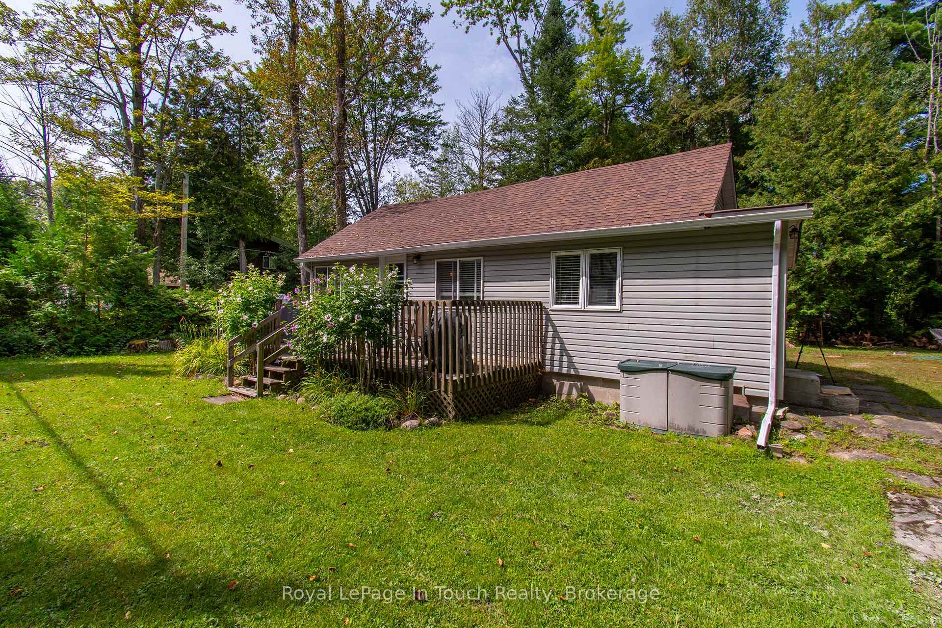 Photo 4 of 10 Pilon Road, Tiny, Rural Tiny — HOMEH