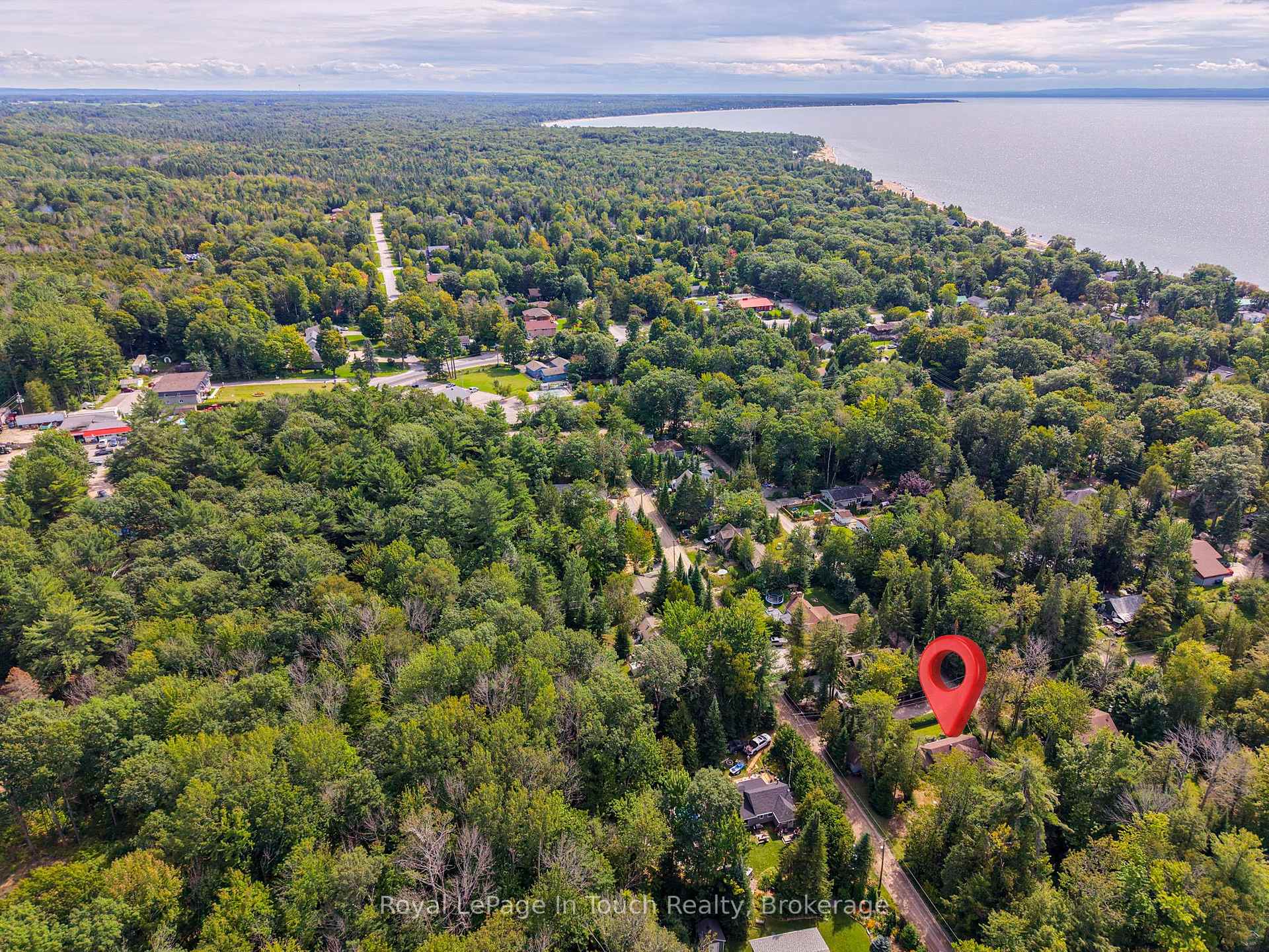 Photo 14 of 10 Pilon Road, Tiny, Rural Tiny — HOMEH