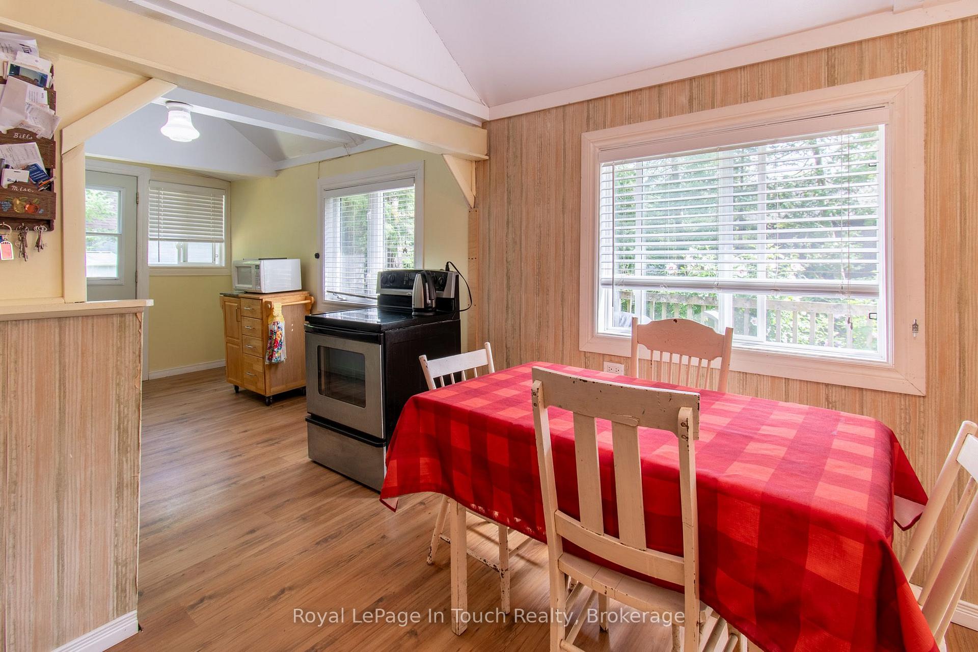 Photo 19 of 10 Pilon Road, Tiny, Rural Tiny — HOMEH