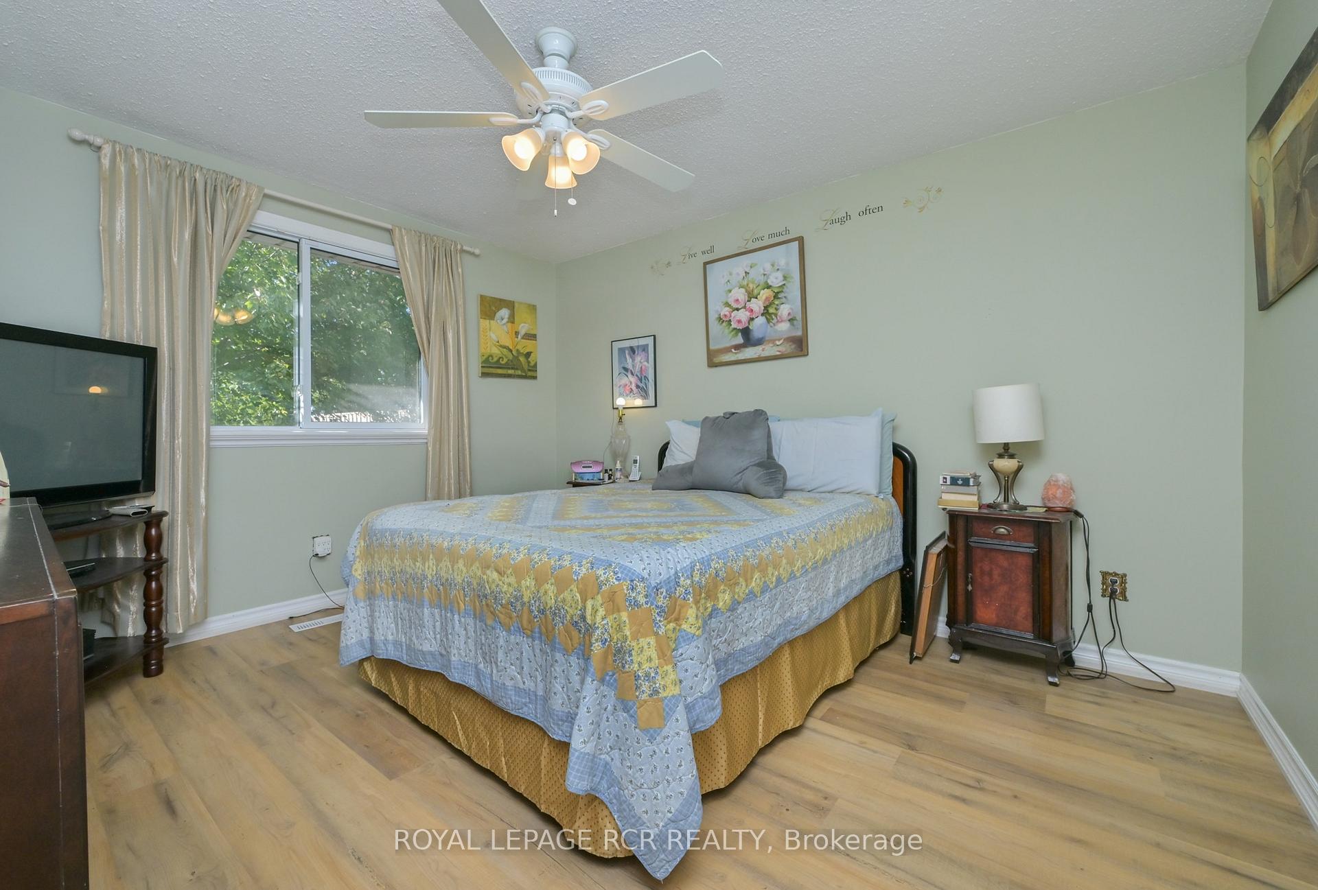 Photo 10 of 41 Madison Avenue, Orangeville — HOMEH