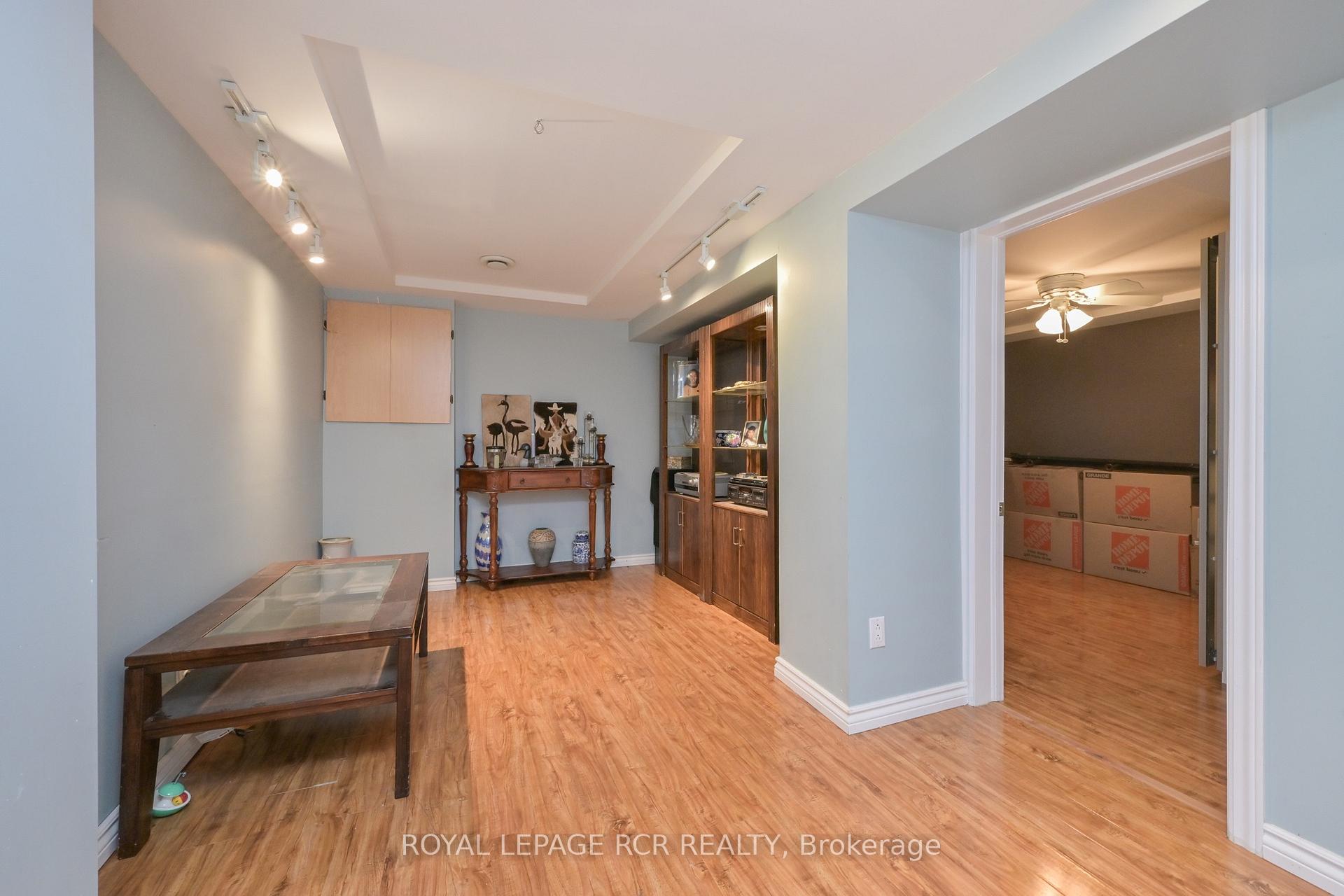 Photo 17 of 41 Madison Avenue, Orangeville — HOMEH