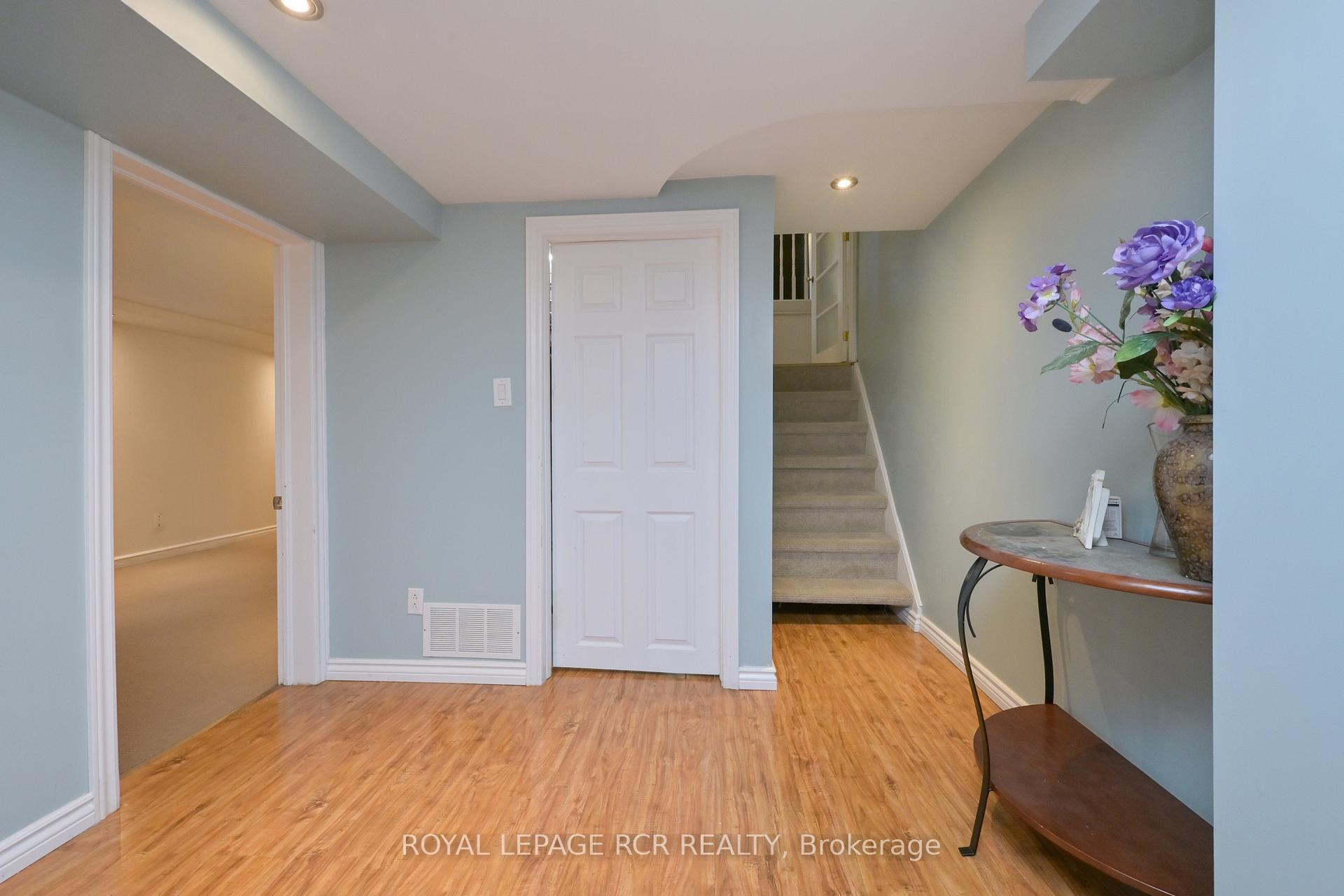 Photo 21 of 41 Madison Avenue, Orangeville — HOMEH