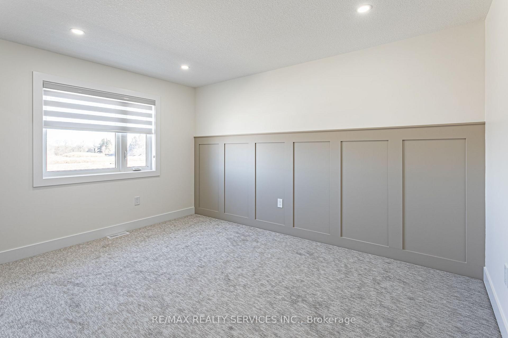 Photo 23 of 829 Darnley Boulevard, London, South U — HOMEH