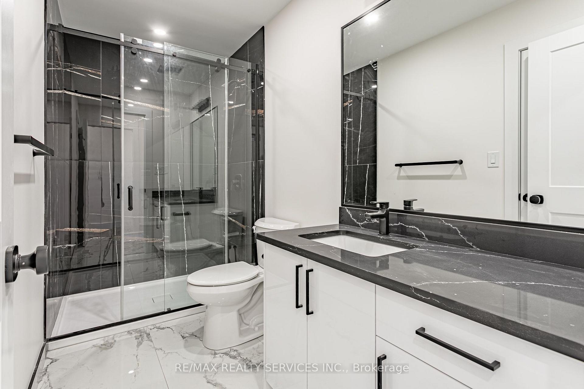 Photo 28 of 829 Darnley Boulevard, London, South U — HOMEH