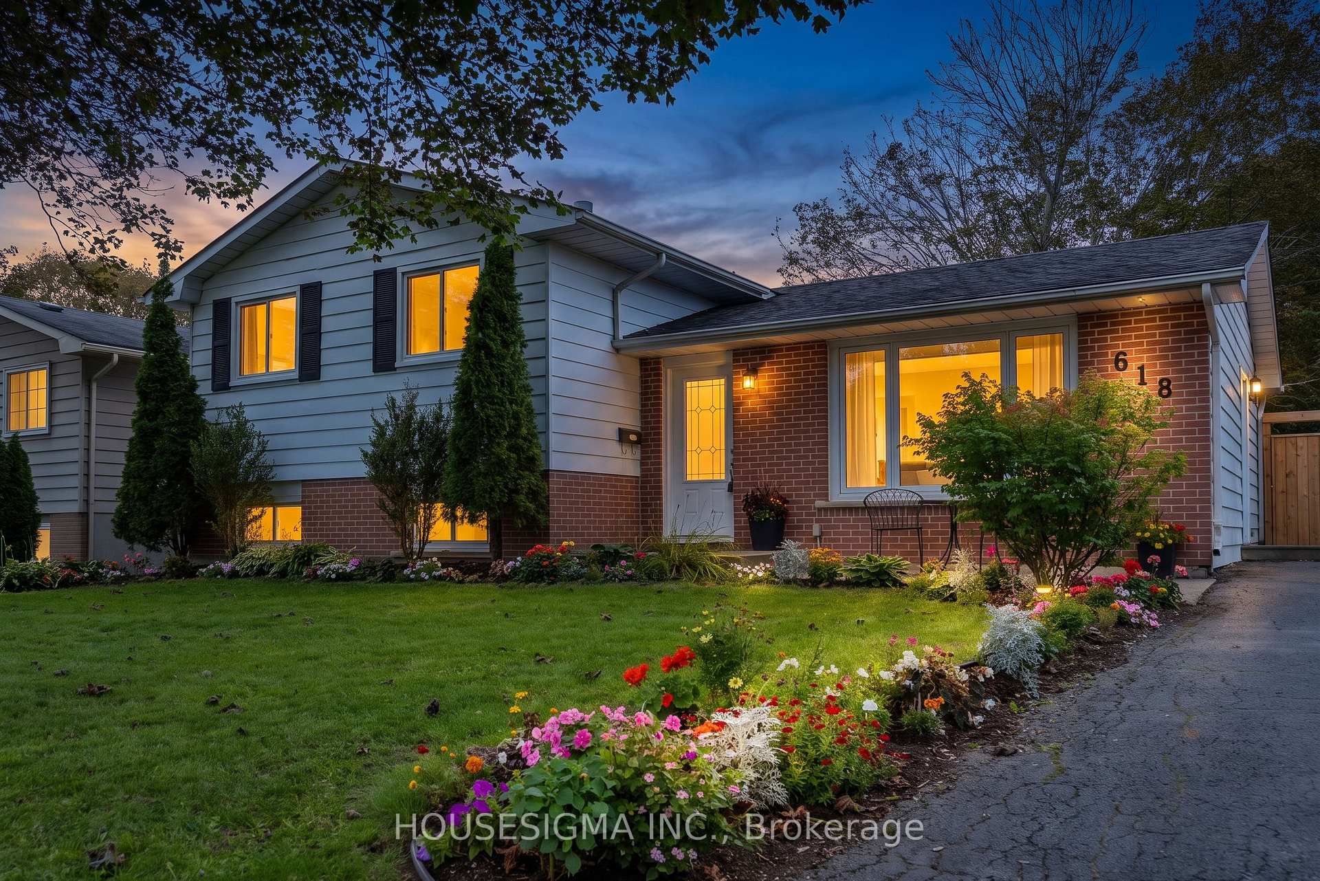 Photo 2 of 618 Aylmer Crescent, Kingston, South of Taylor-Kidd Blvd — HOMEH