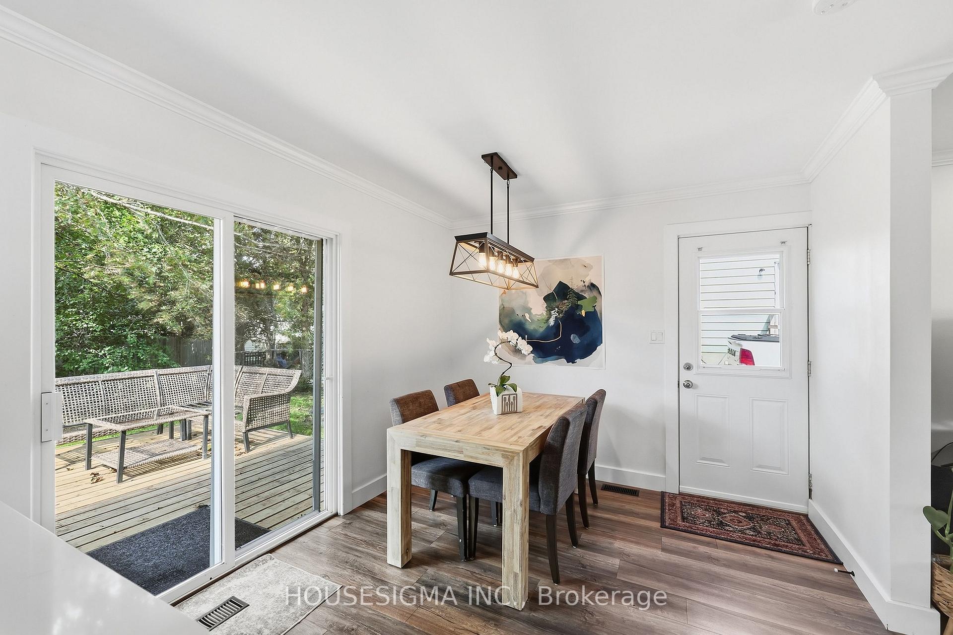 Photo 13 of 618 Aylmer Crescent, Kingston, South of Taylor-Kidd Blvd — HOMEH