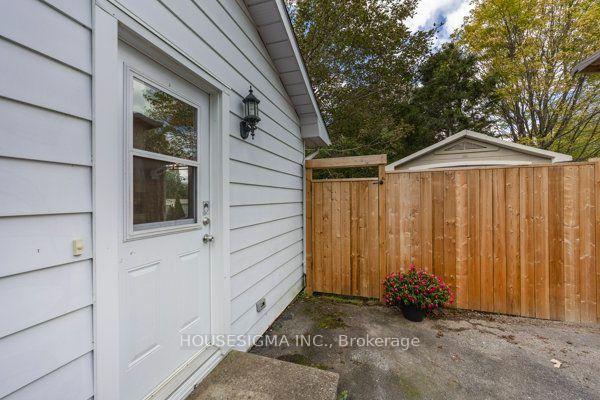 Photo 40 of 618 Aylmer Crescent, Kingston, South of Taylor-Kidd Blvd — HOMEH