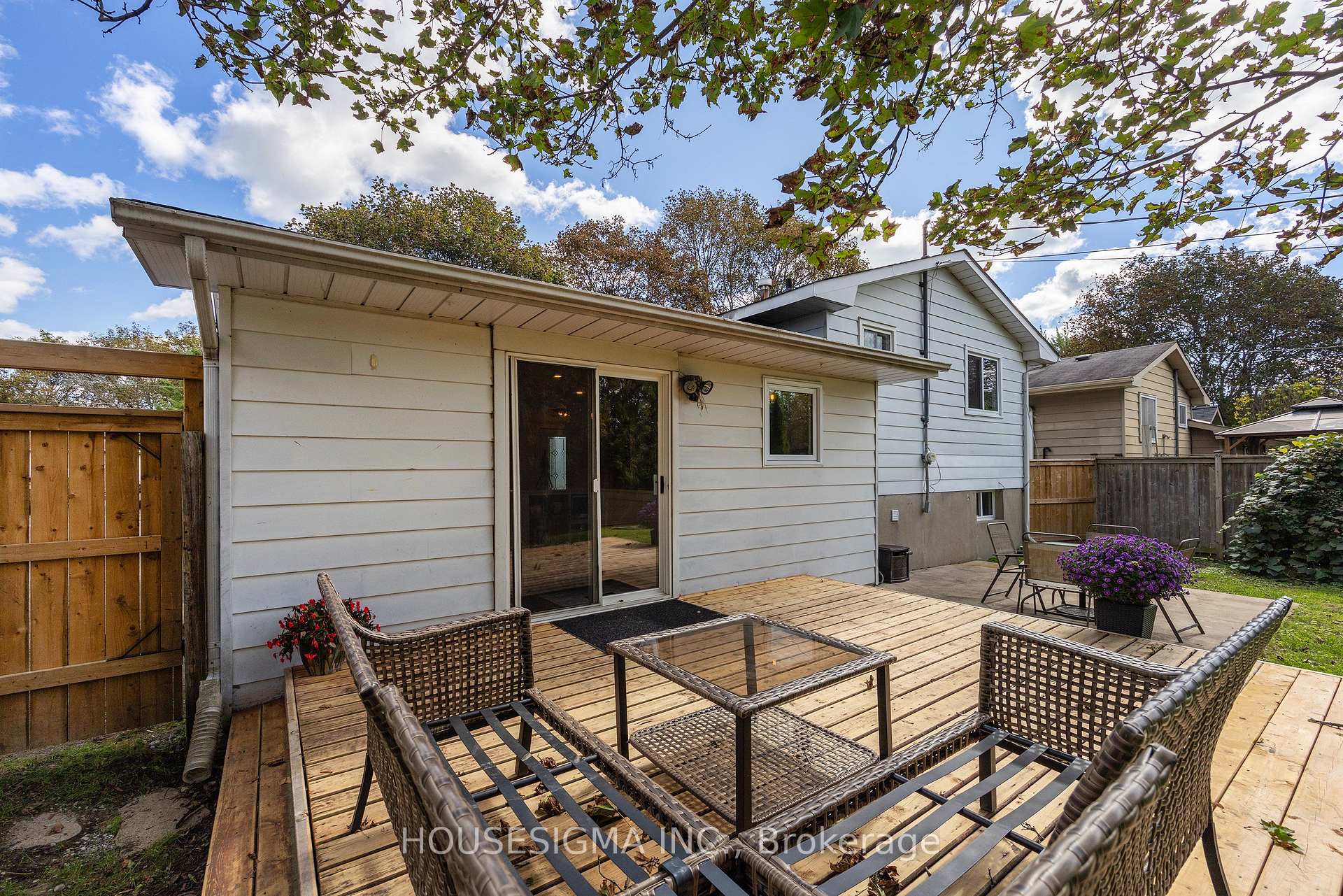 Photo 43 of 618 Aylmer Crescent, Kingston, South of Taylor-Kidd Blvd — HOMEH
