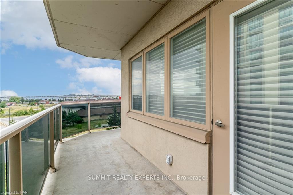 Photo 19 of Unit 408, 10 Dayspring Circle, Brampton, Bram East — HOMEH