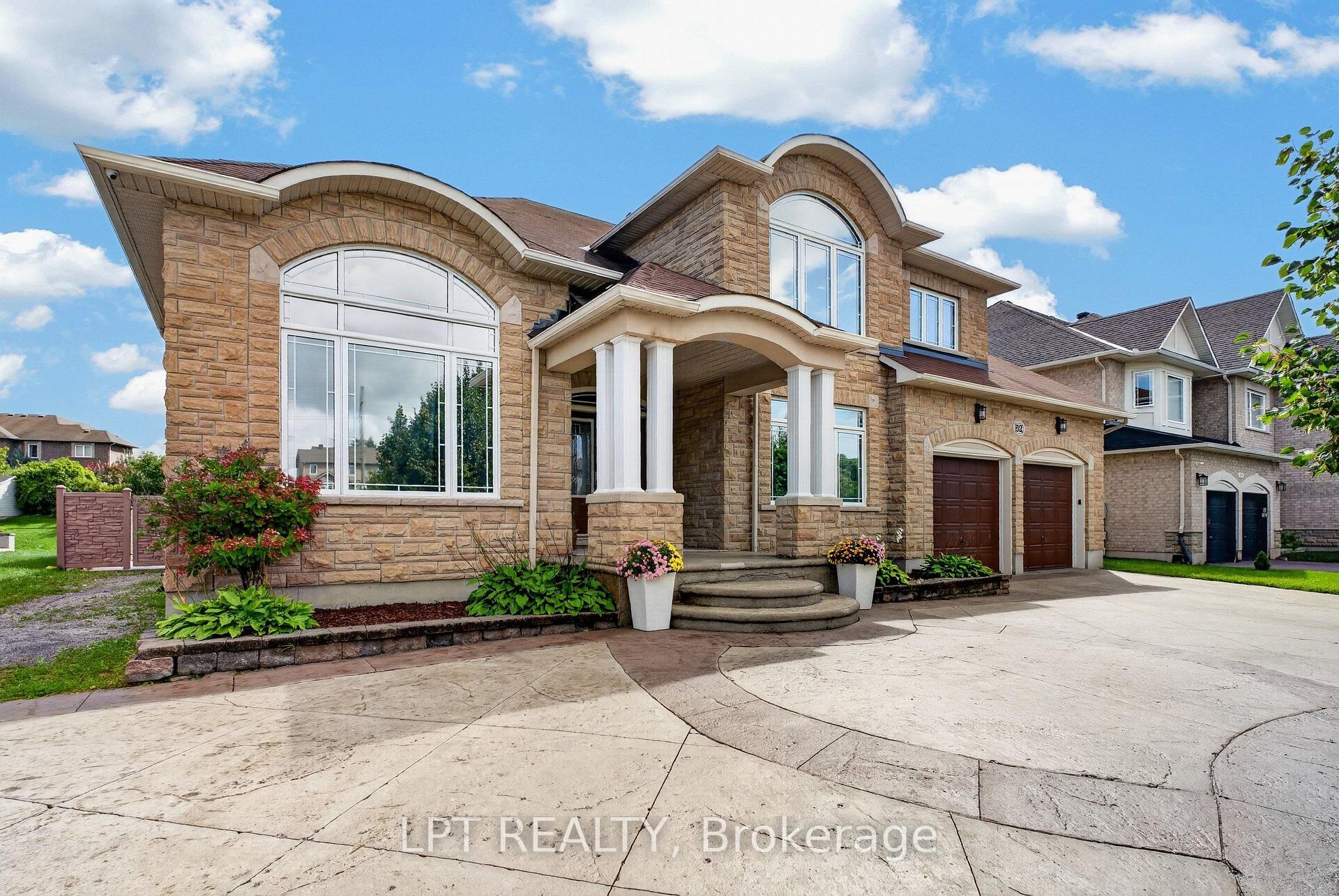 Photo 2 of 62 Tradewinds Drive, Ottawa, Barrhaven East — HOMEH