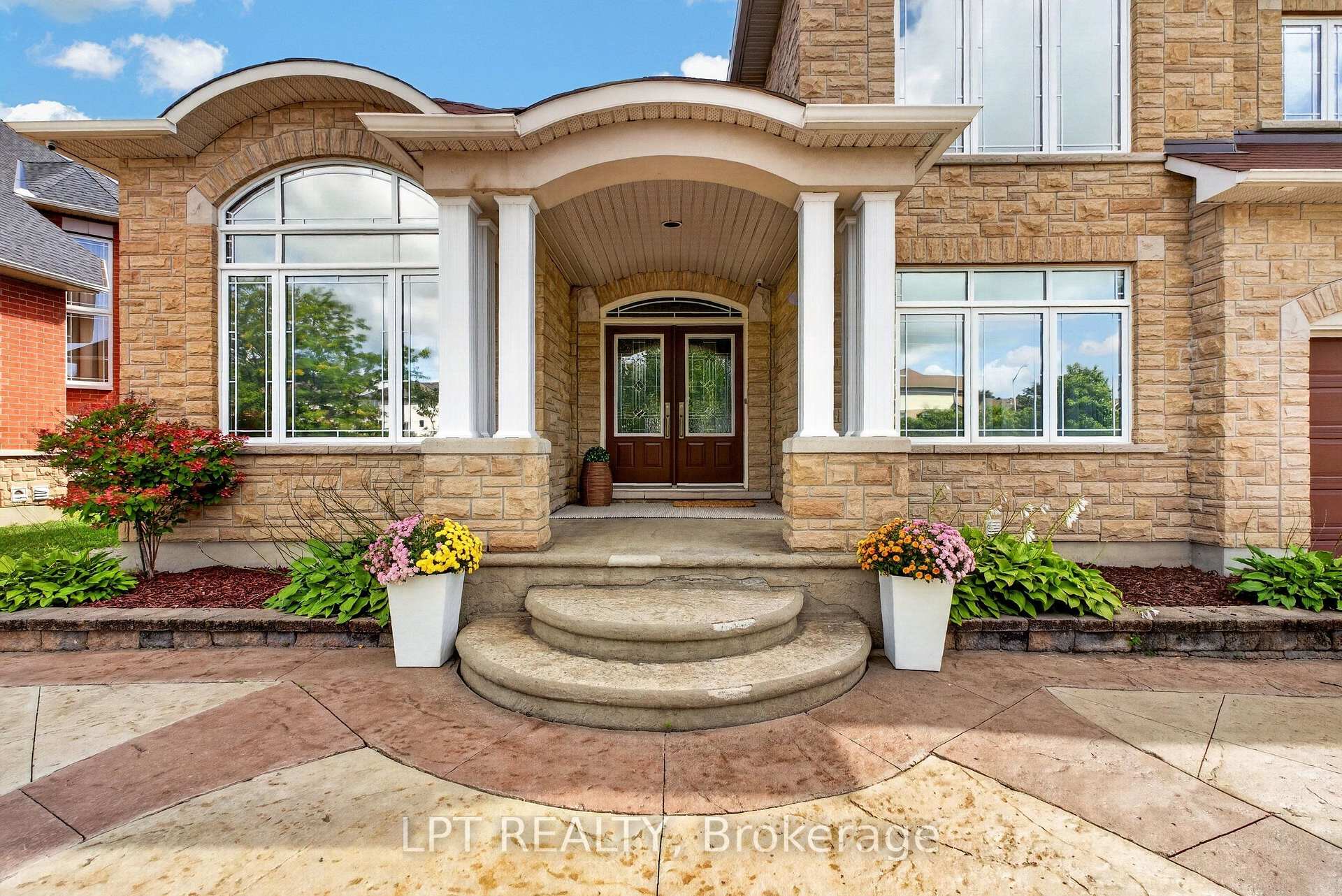Photo 4 of 62 Tradewinds Drive, Ottawa, Barrhaven East — HOMEH