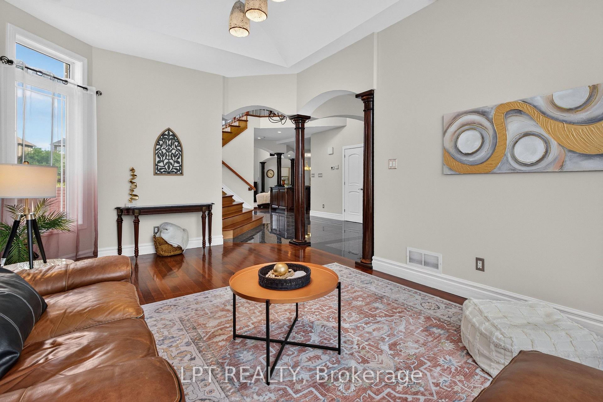 Photo 10 of 62 Tradewinds Drive, Ottawa, Barrhaven East — HOMEH