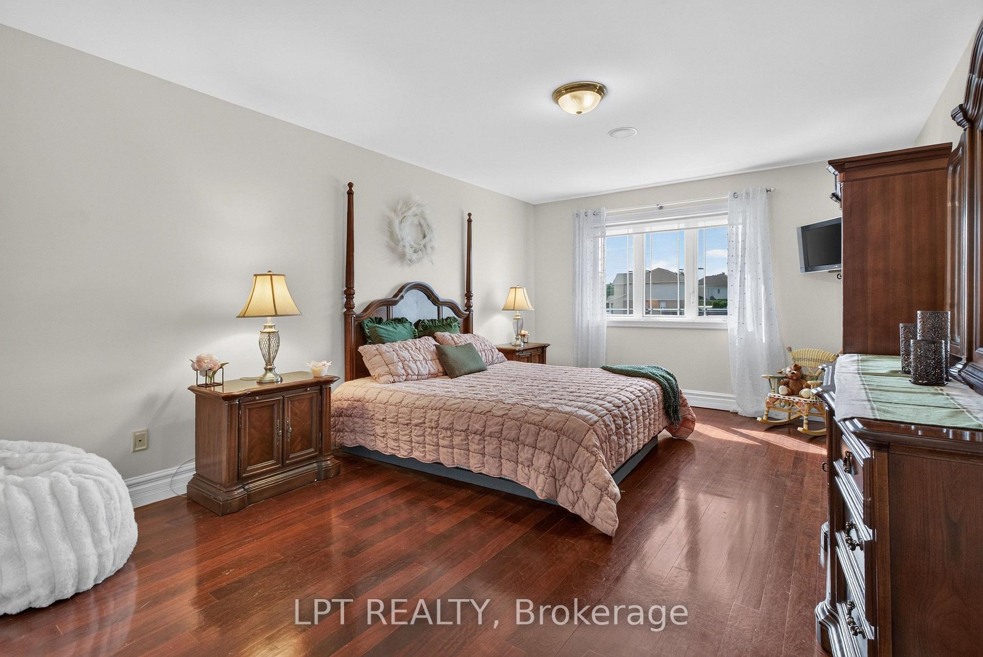 Photo 31 of 62 Tradewinds Drive, Ottawa, Barrhaven East — HOMEH