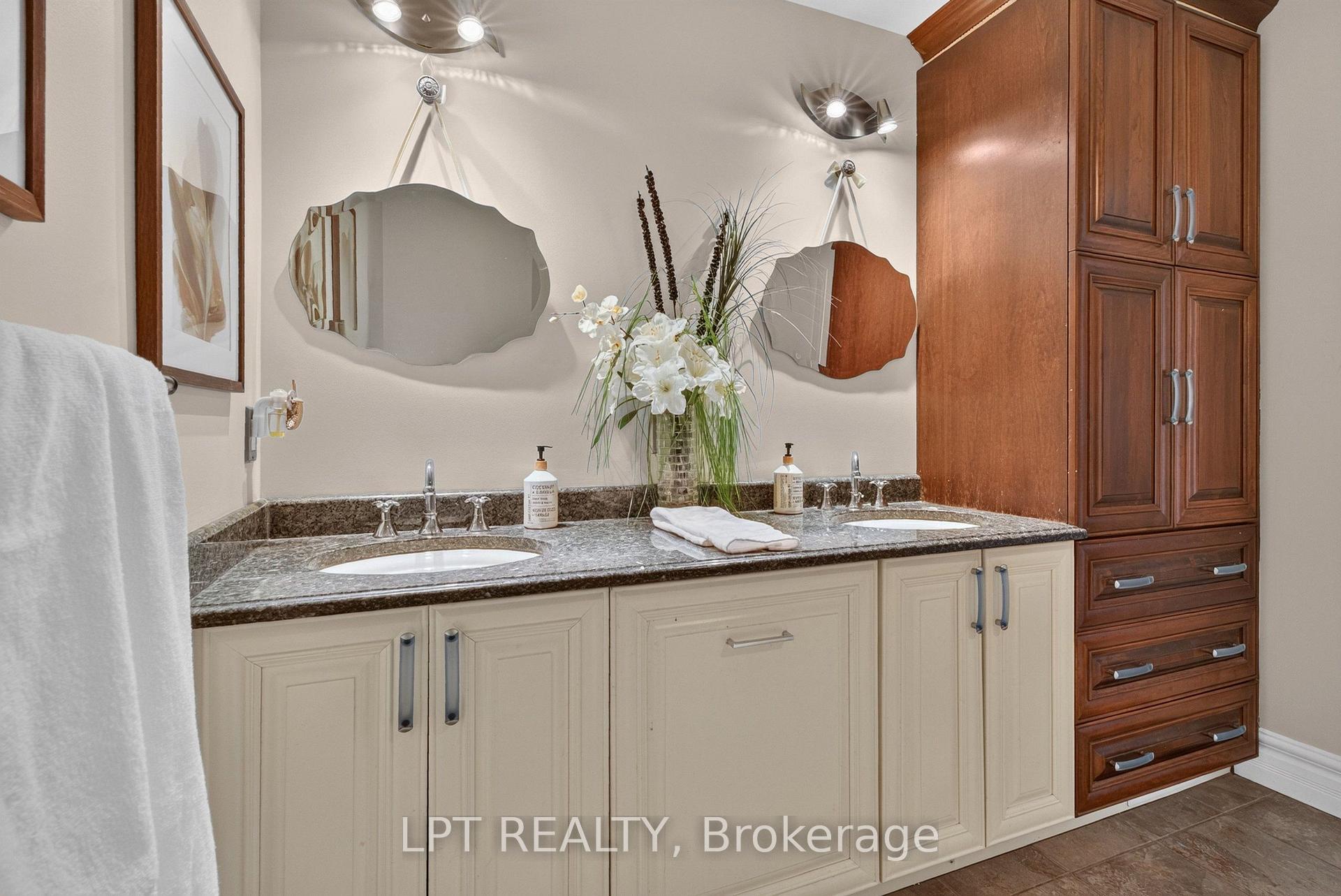 Photo 36 of 62 Tradewinds Drive, Ottawa, Barrhaven East — HOMEH