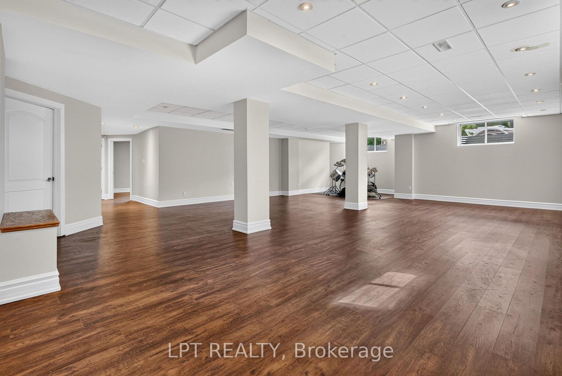 Photo 43 of 62 Tradewinds Drive, Ottawa, Barrhaven East — HOMEH