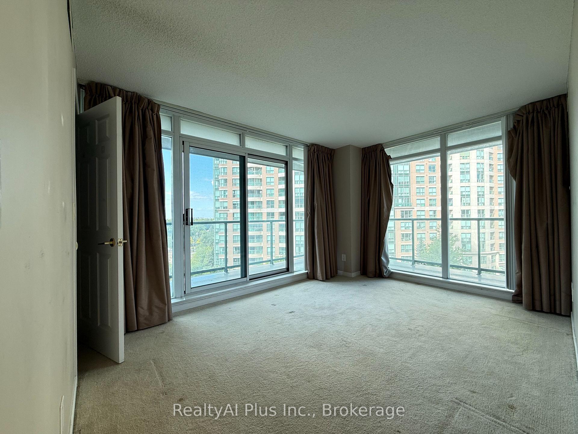 Photo 10 of Unit 608, 5500 Yonge Street, North York, Willowdale West — HOMEH
