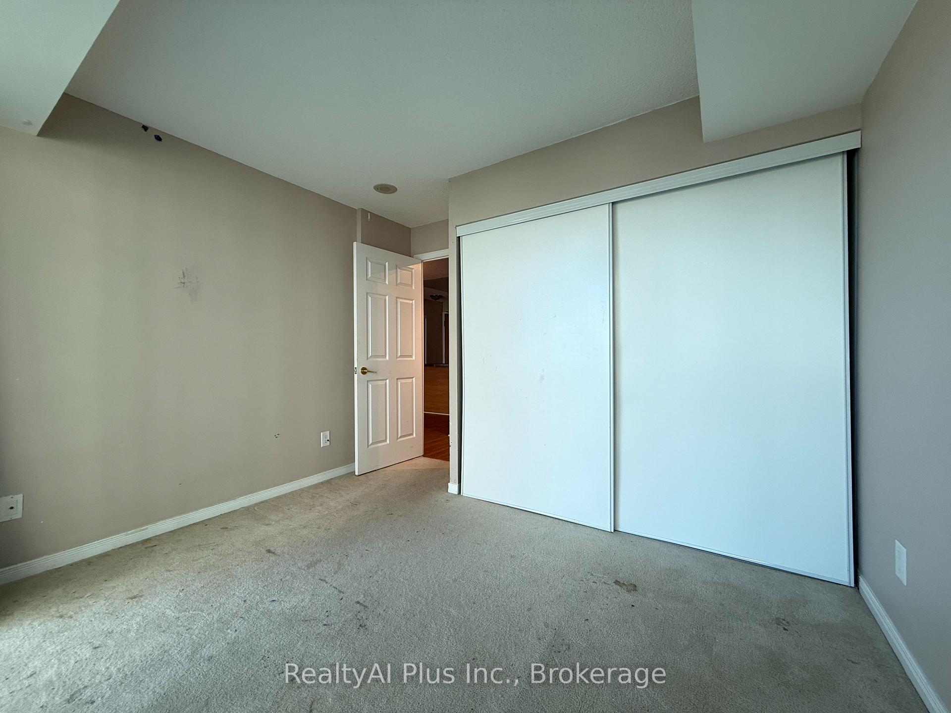 Photo 13 of Unit 608, 5500 Yonge Street, North York, Willowdale West — HOMEH