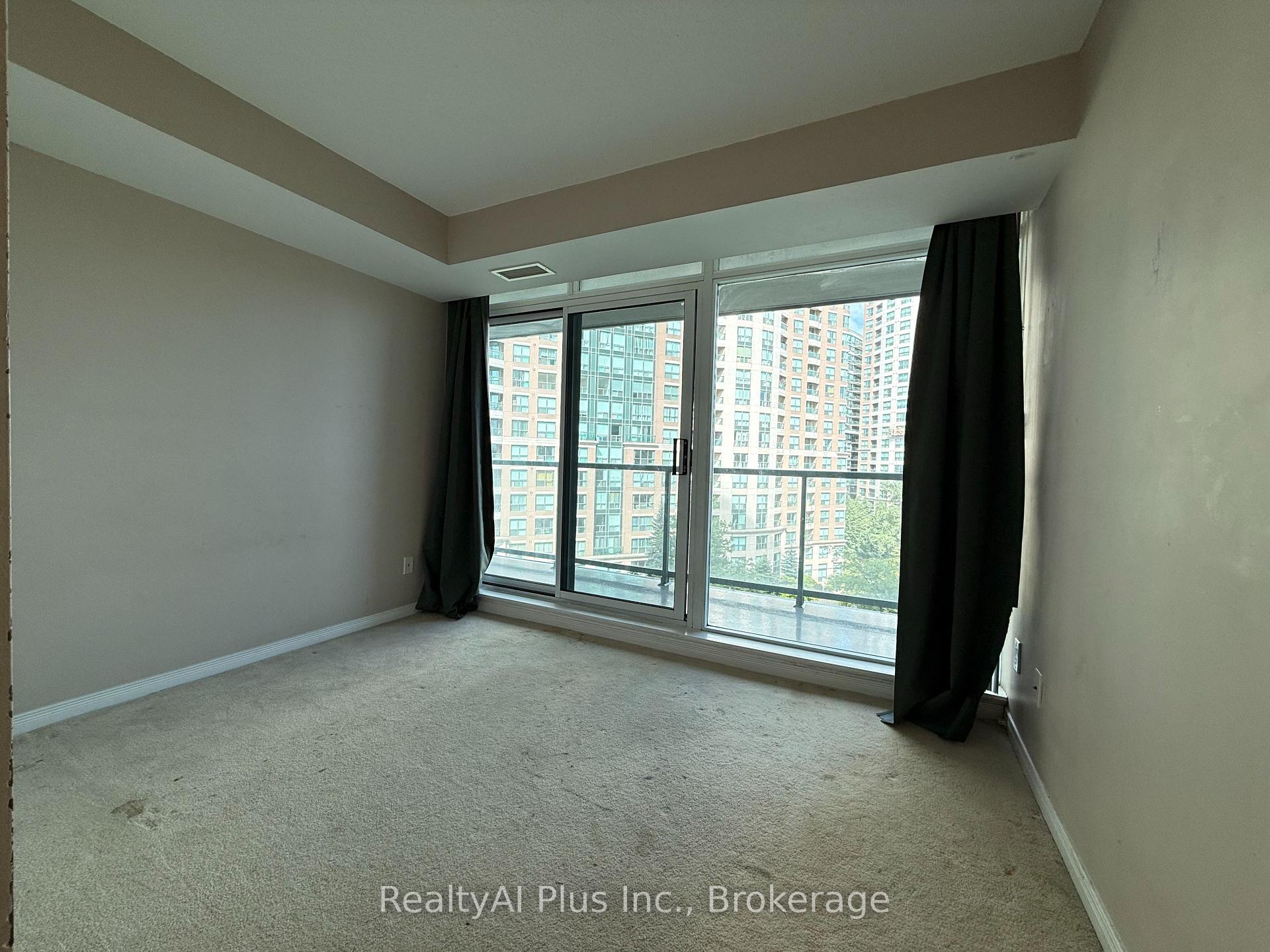 Photo 14 of Unit 608, 5500 Yonge Street, North York, Willowdale West — HOMEH