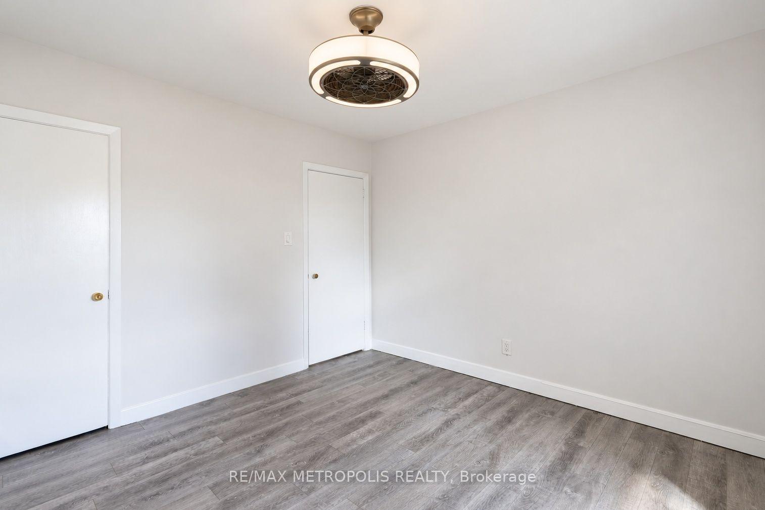 Photo 16 of 148 Winchester Road E, Whitby, Brooklin — HOMEH