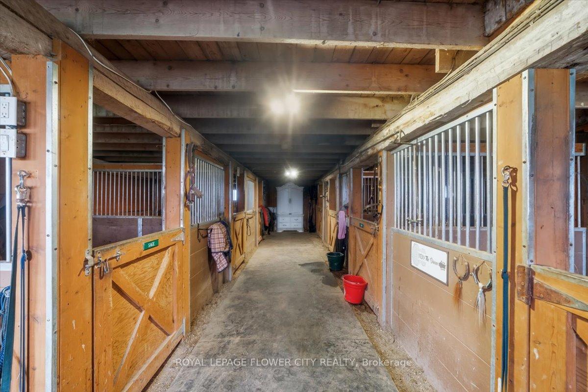 Photo 44 of 14264 Eighth Line, Halton Hills, Rural Halton Hills — HOMEH