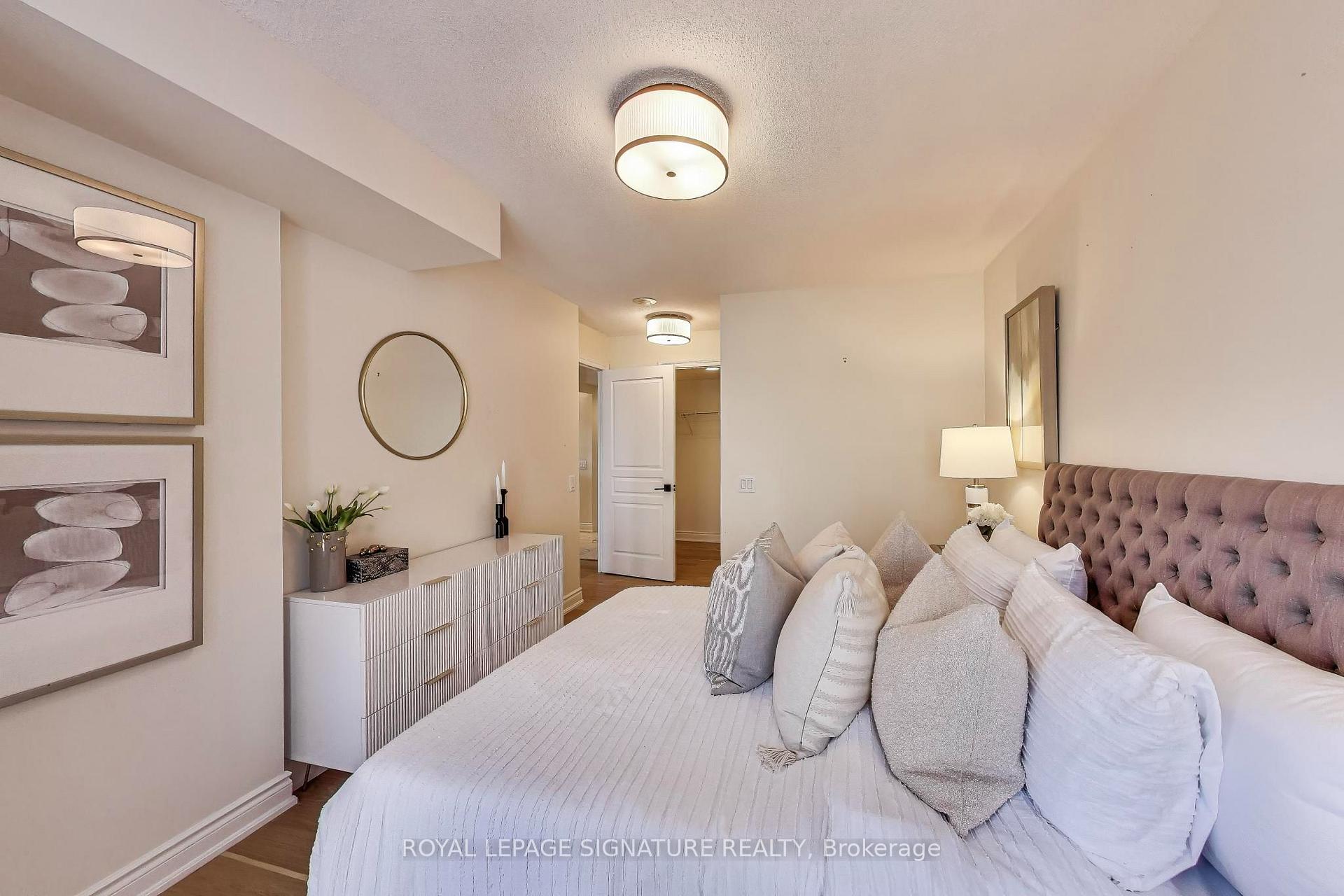 Photo 13 of Unit 411, 5 Northtown Way, North York, Willowdale East — HOMEH
