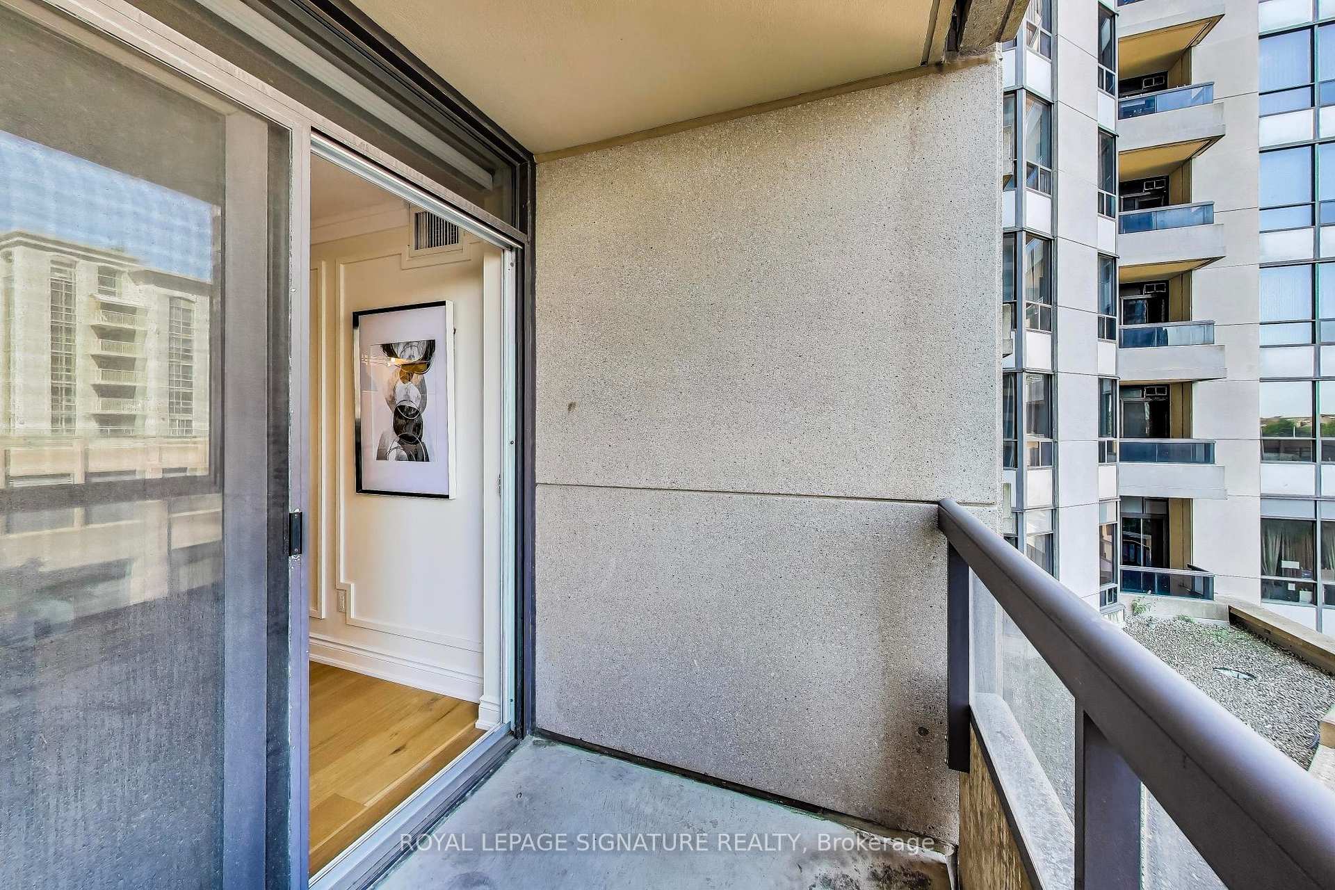 Photo 21 of Unit 411, 5 Northtown Way, North York, Willowdale East — HOMEH