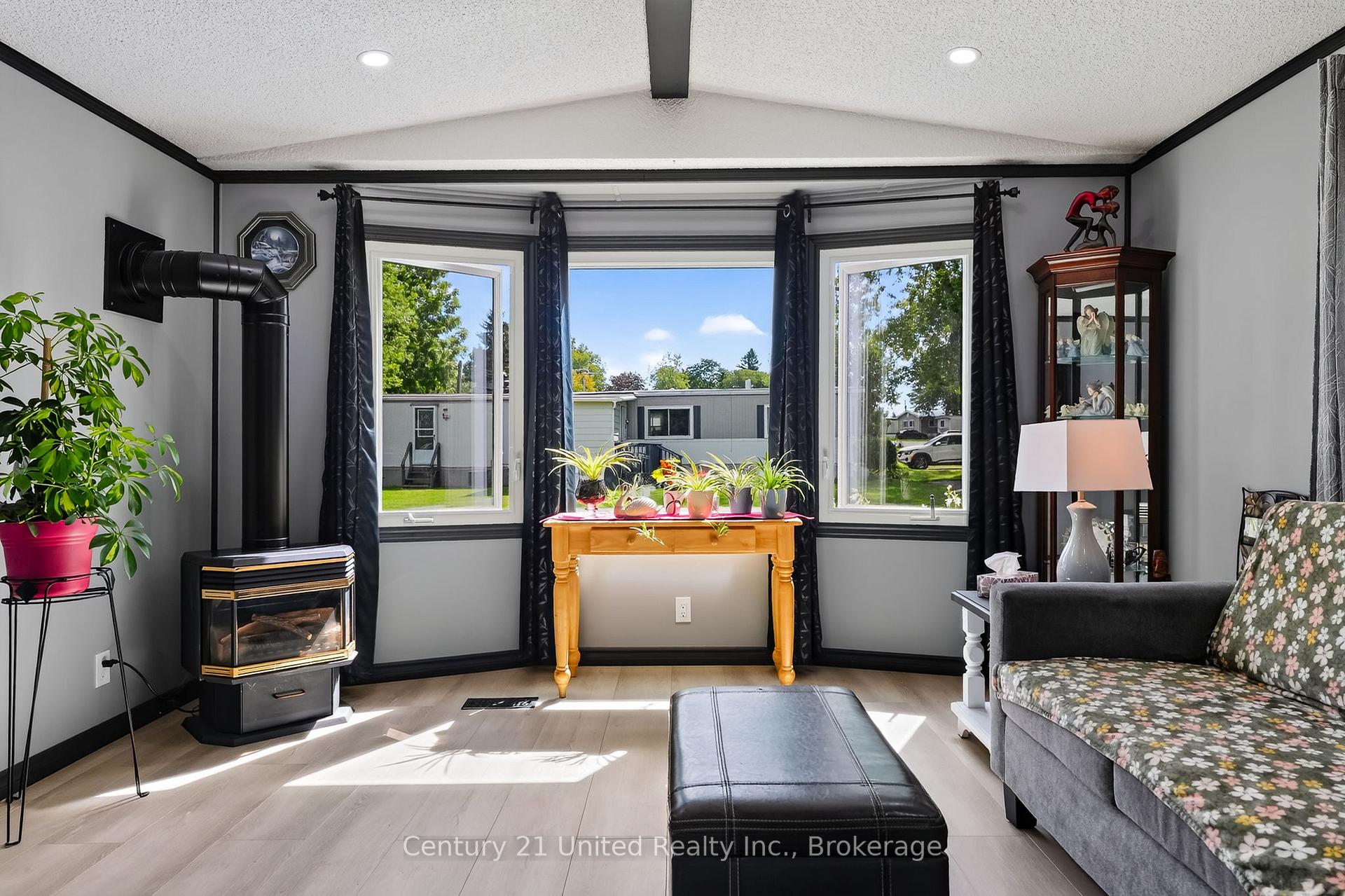 Photo 16 of 510 Cunningham Crescent, Hamilton Township, Rural Hamilton — HOMEH