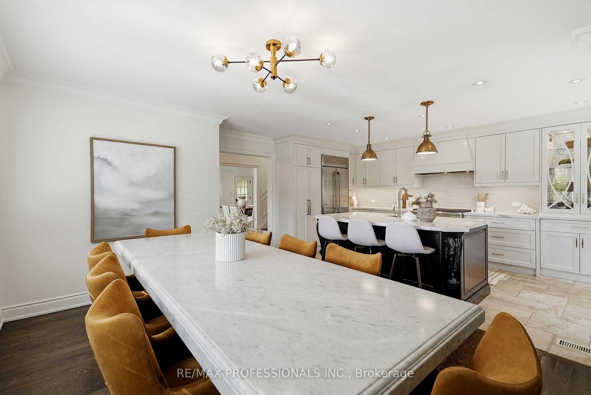 Photo 25 of 61 Abilene Drive, Etobicoke, Princess-Rosethorn — HOMEH