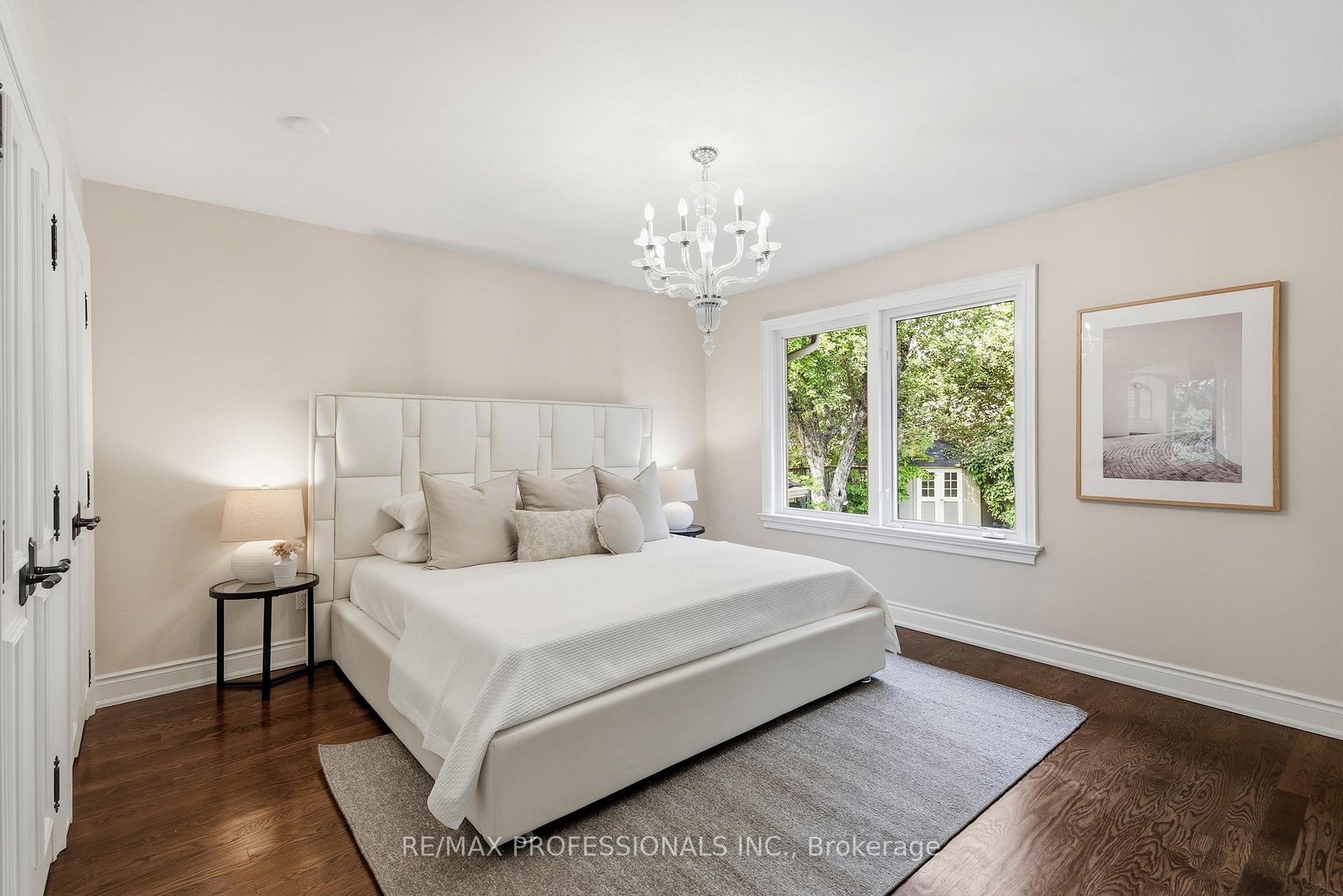 Photo 32 of 61 Abilene Drive, Etobicoke, Princess-Rosethorn — HOMEH