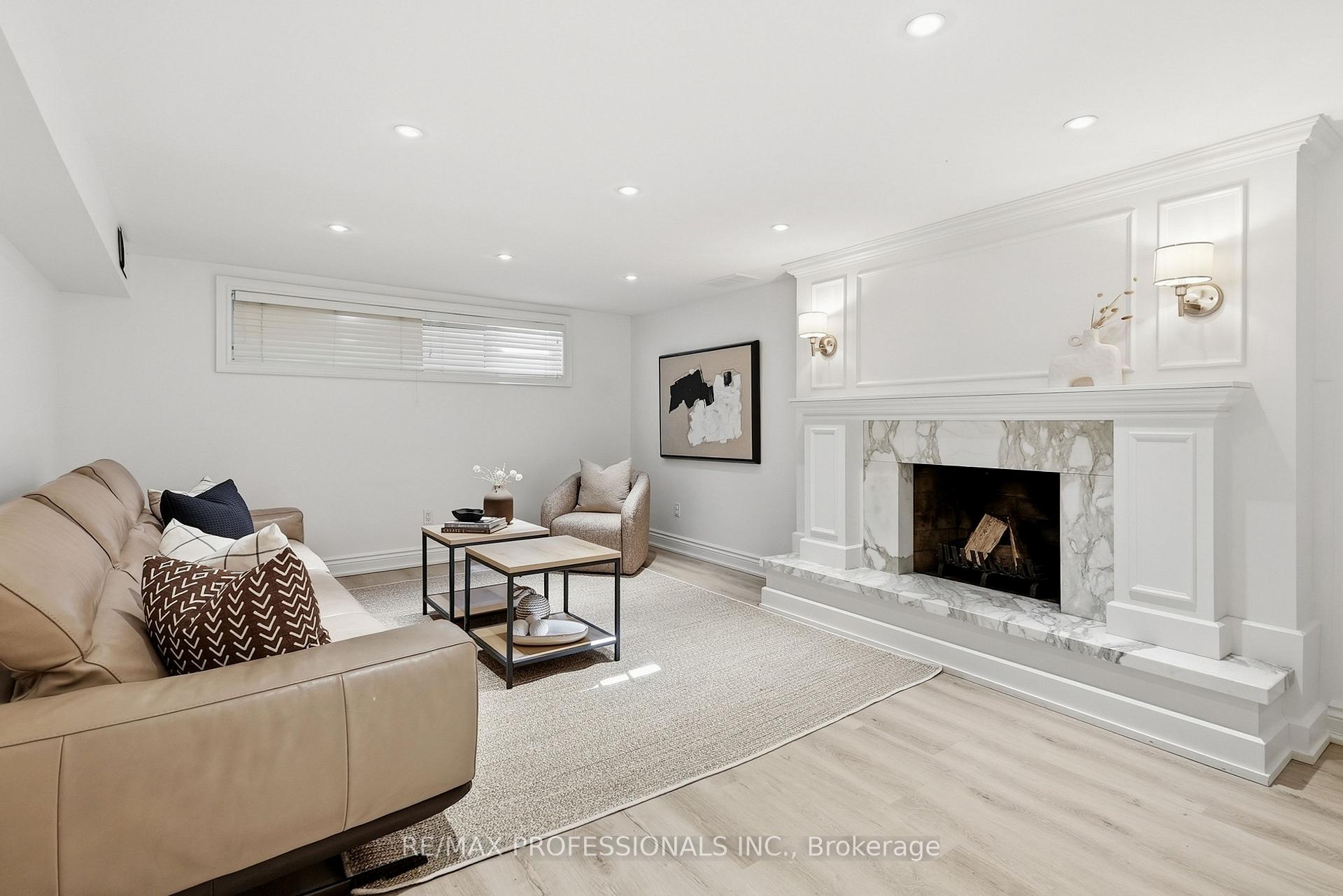 Photo 48 of 61 Abilene Drive, Etobicoke, Princess-Rosethorn — HOMEH